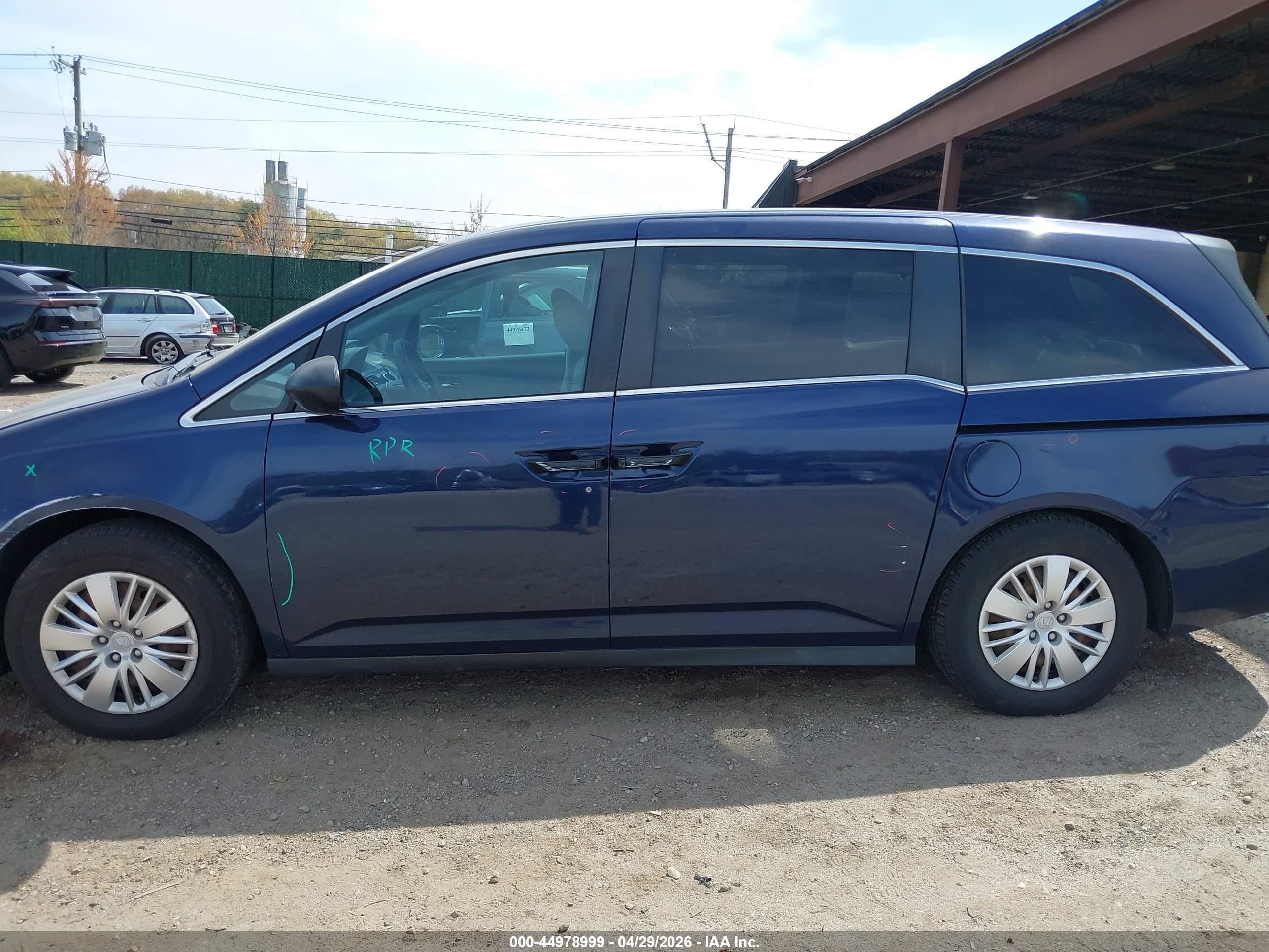 2014 Honda Odyssey Lx Blue vin: 5FNRL5H20EB013065