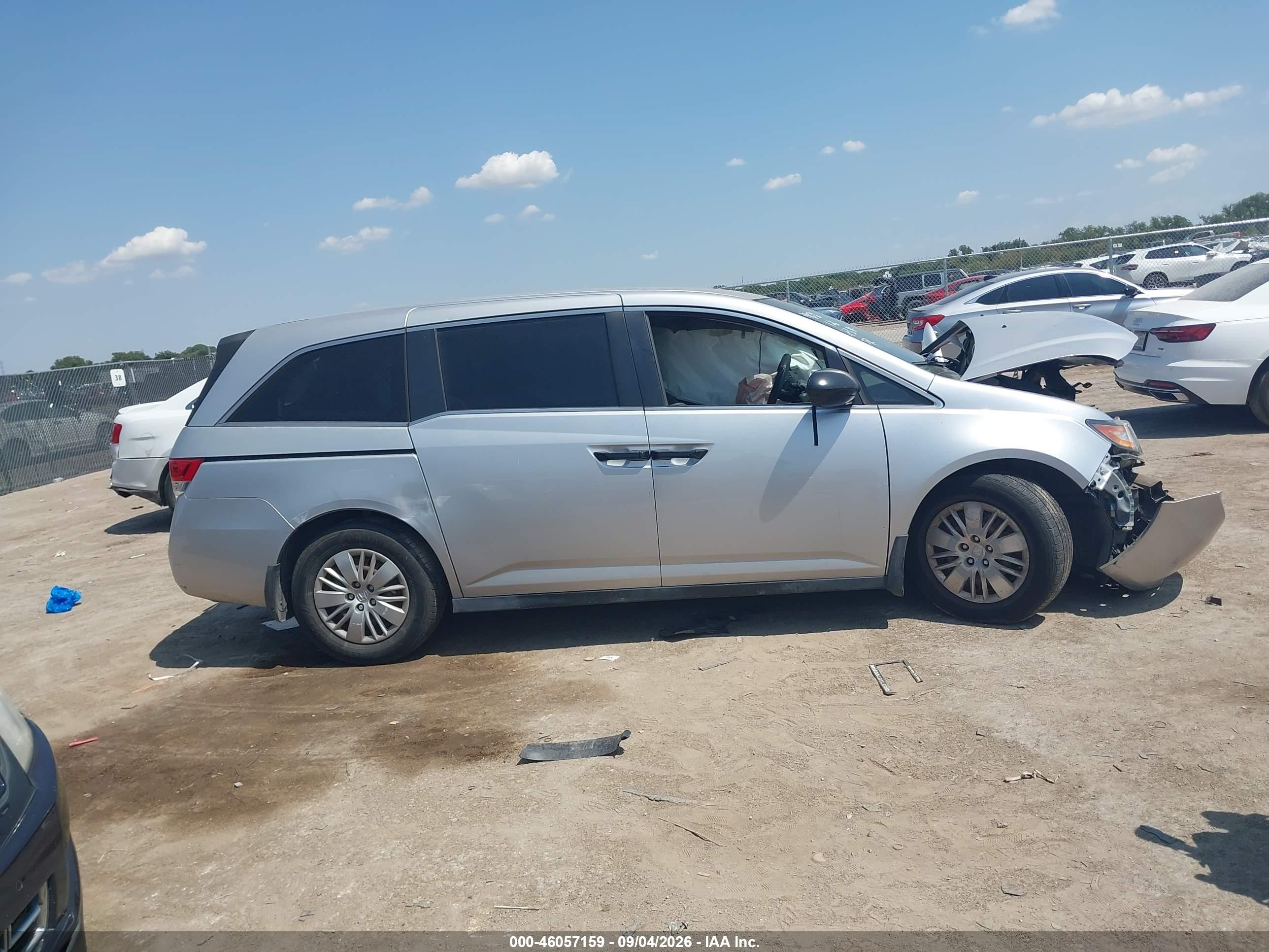 2014 Honda Odyssey Lx Silver vin: 5FNRL5H20EB037477