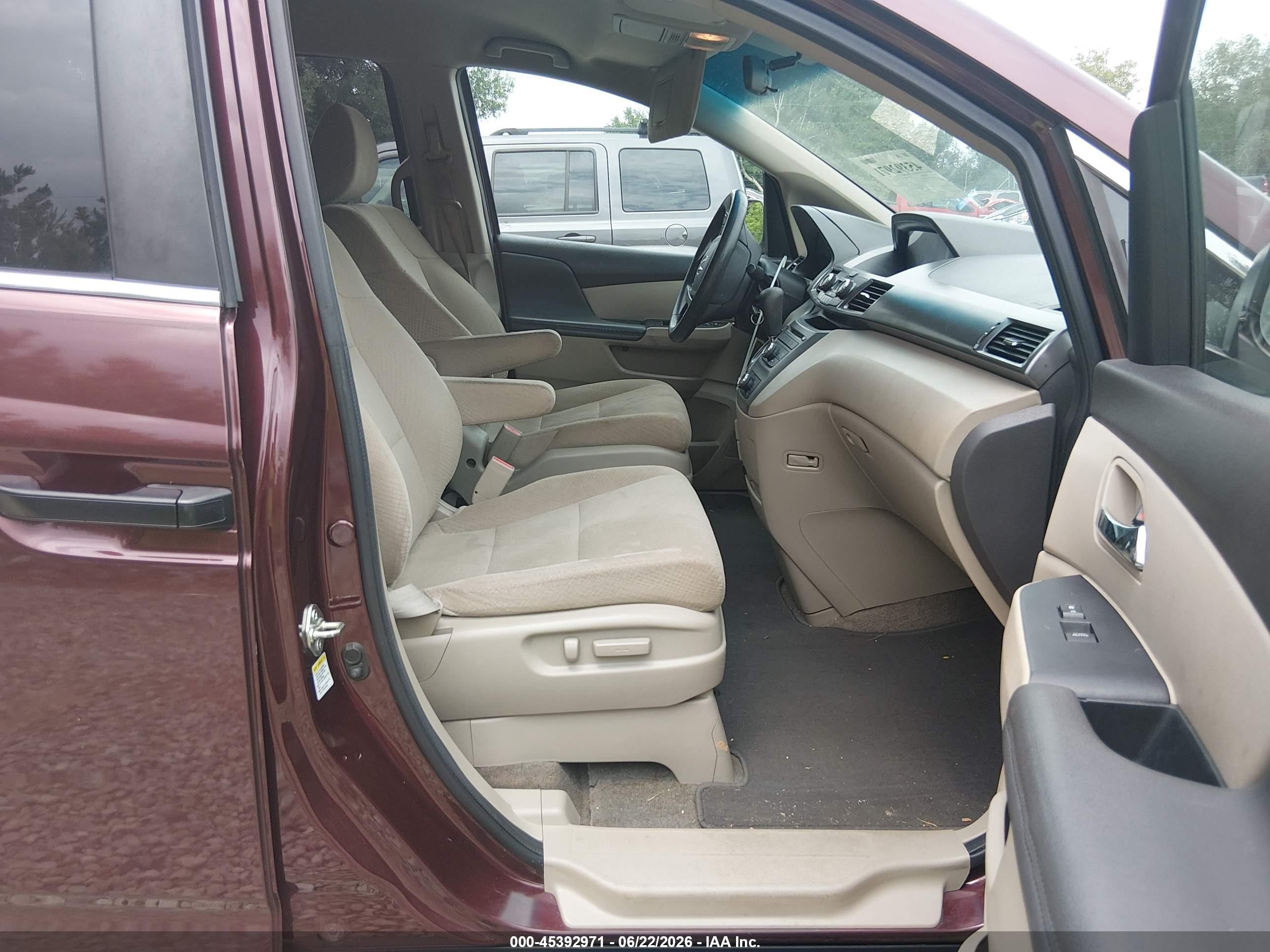 2014 Honda Odyssey Lx Maroon vin: 5FNRL5H20EB088980