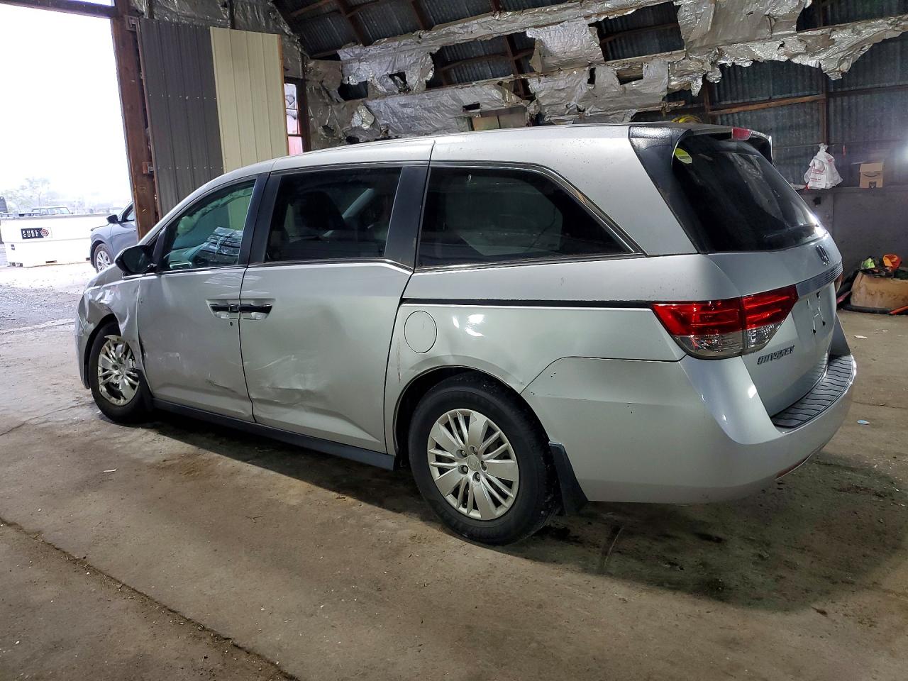 2015 Honda Odyssey Lx Серебряный vin: 5FNRL5H20FB087295