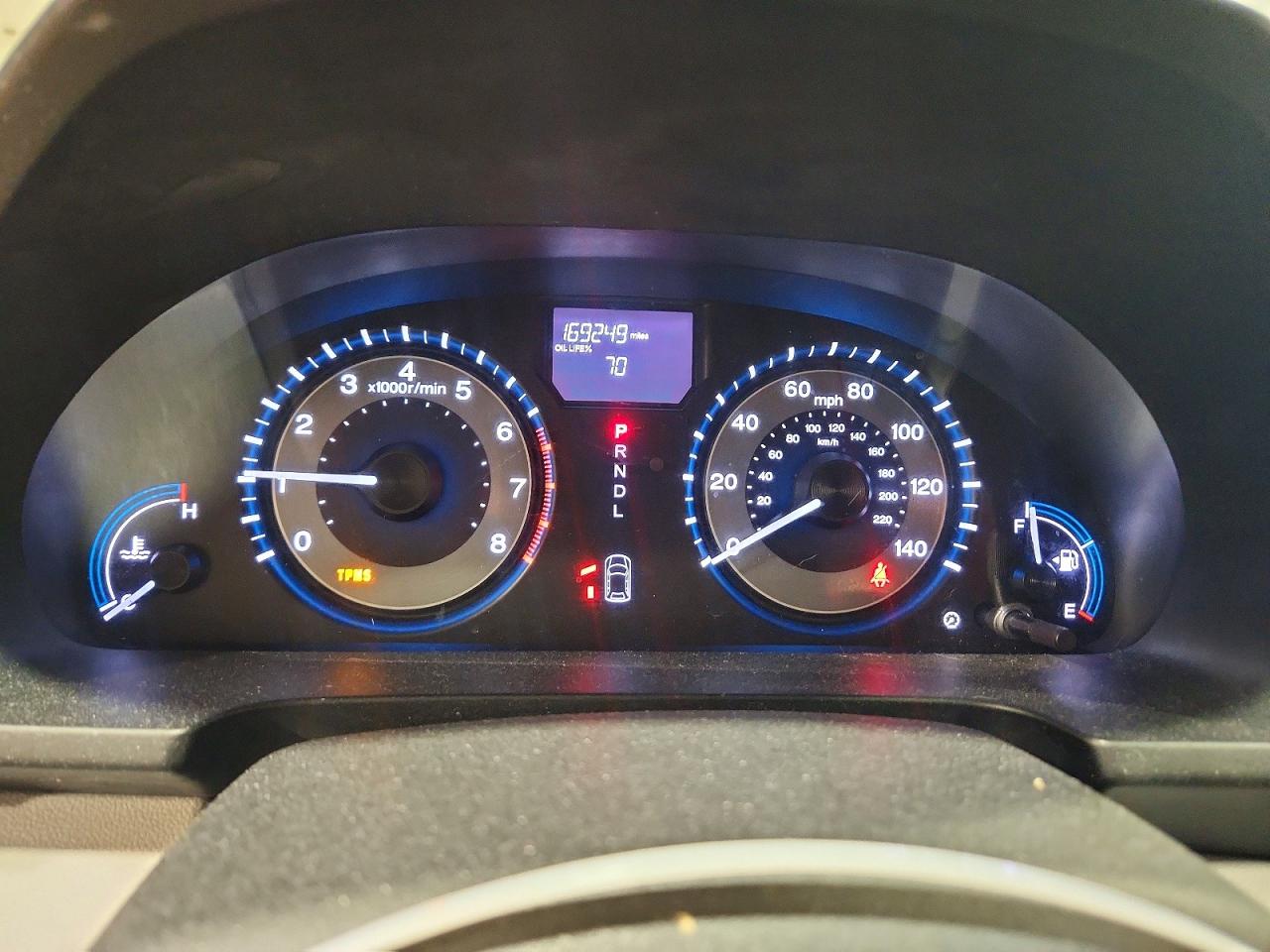 2011 Honda Odyssey Lx Silver vin: 5FNRL5H21BB010610
