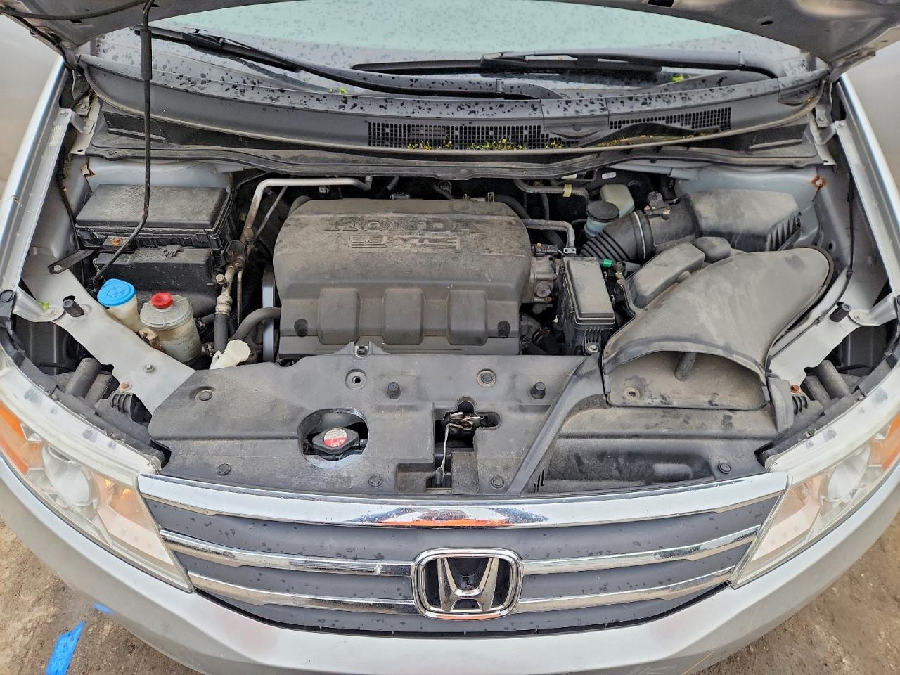2011 Honda Odyssey Lx Gray vin: 5FNRL5H21BB090331