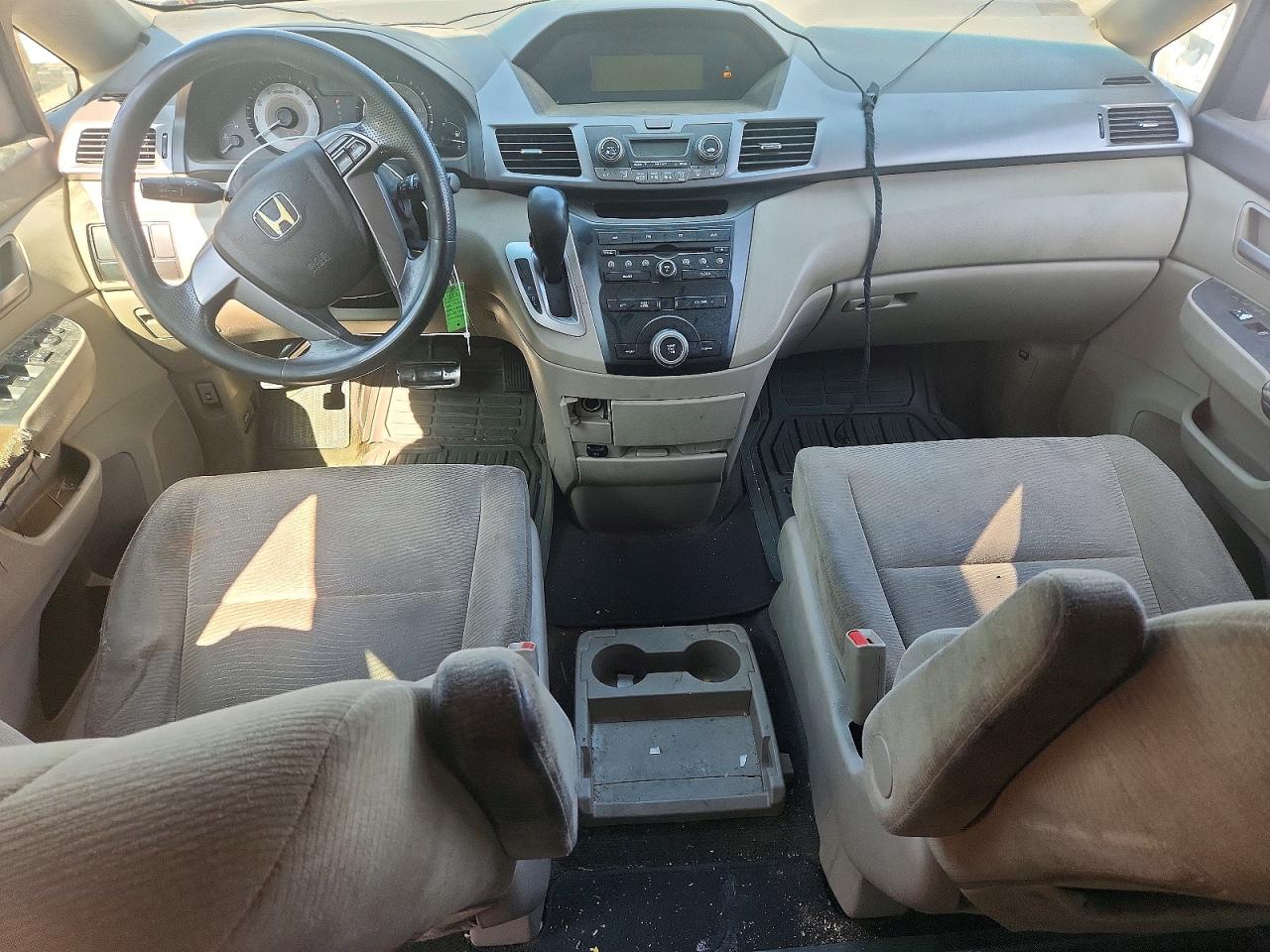 2011 Honda Odyssey Lx Tan vin: 5FNRL5H21BB508726