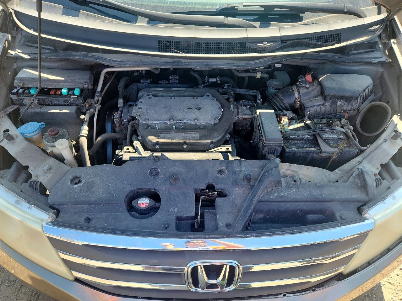 2011 Honda Odyssey Lx Tan vin: 5FNRL5H21BB508726