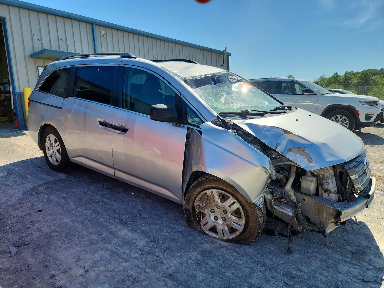 2012 Honda Odyssey Lx Silver vin: 5FNRL5H21CB080559