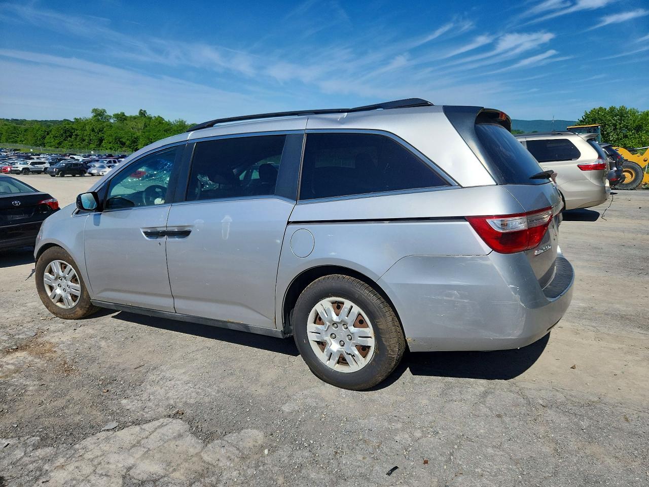 2012 Honda Odyssey Lx Silver vin: 5FNRL5H21CB080559