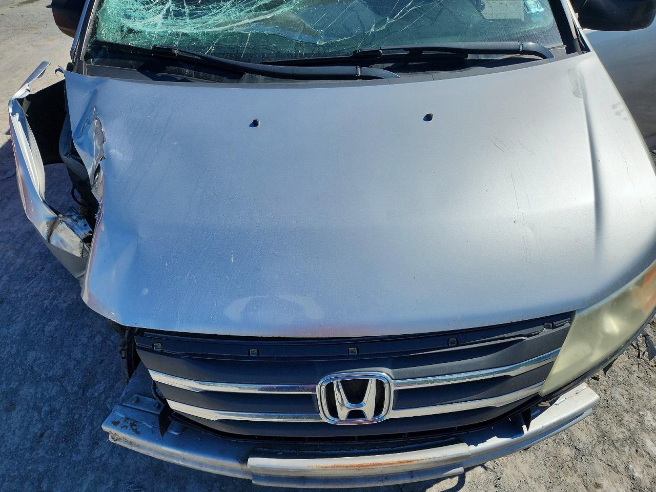 2012 Honda Odyssey Lx Silver vin: 5FNRL5H21CB080559