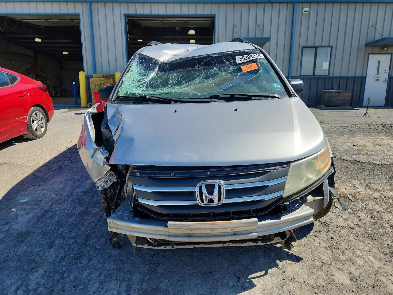 2012 Honda Odyssey Lx Silver vin: 5FNRL5H21CB080559