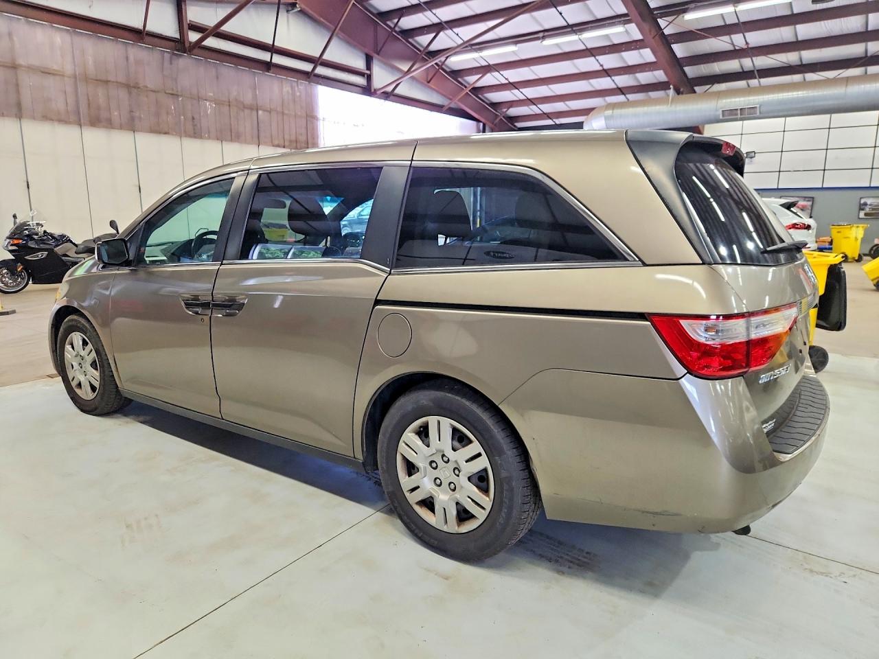 2012 Honda Odyssey Lx Gold vin: 5FNRL5H21CB124298