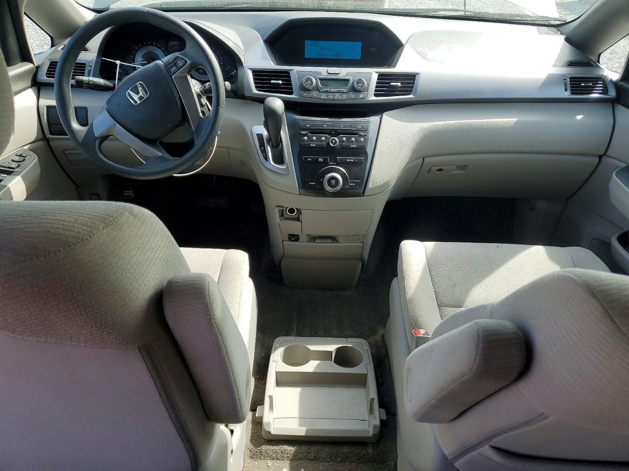 2012 Honda Odyssey Lx Серый vin: 5FNRL5H21CB145636