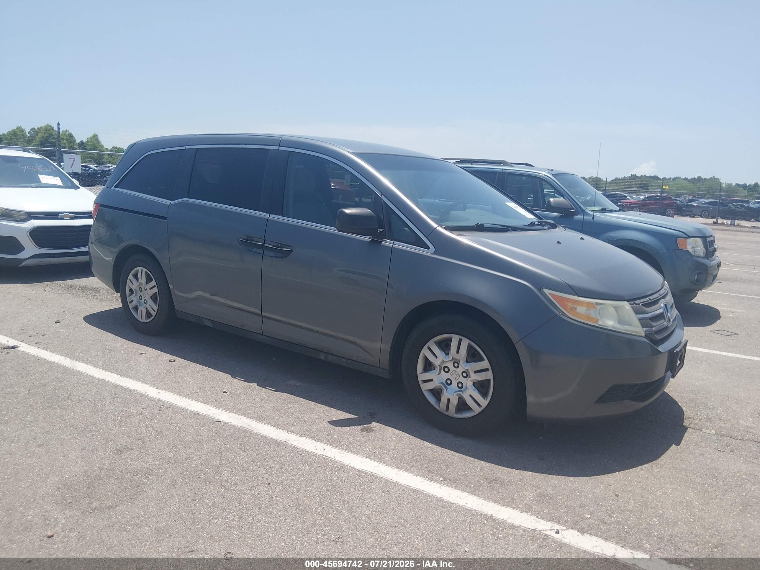 2013 Honda Odyssey Lx Серый vin: 5FNRL5H21DB025059