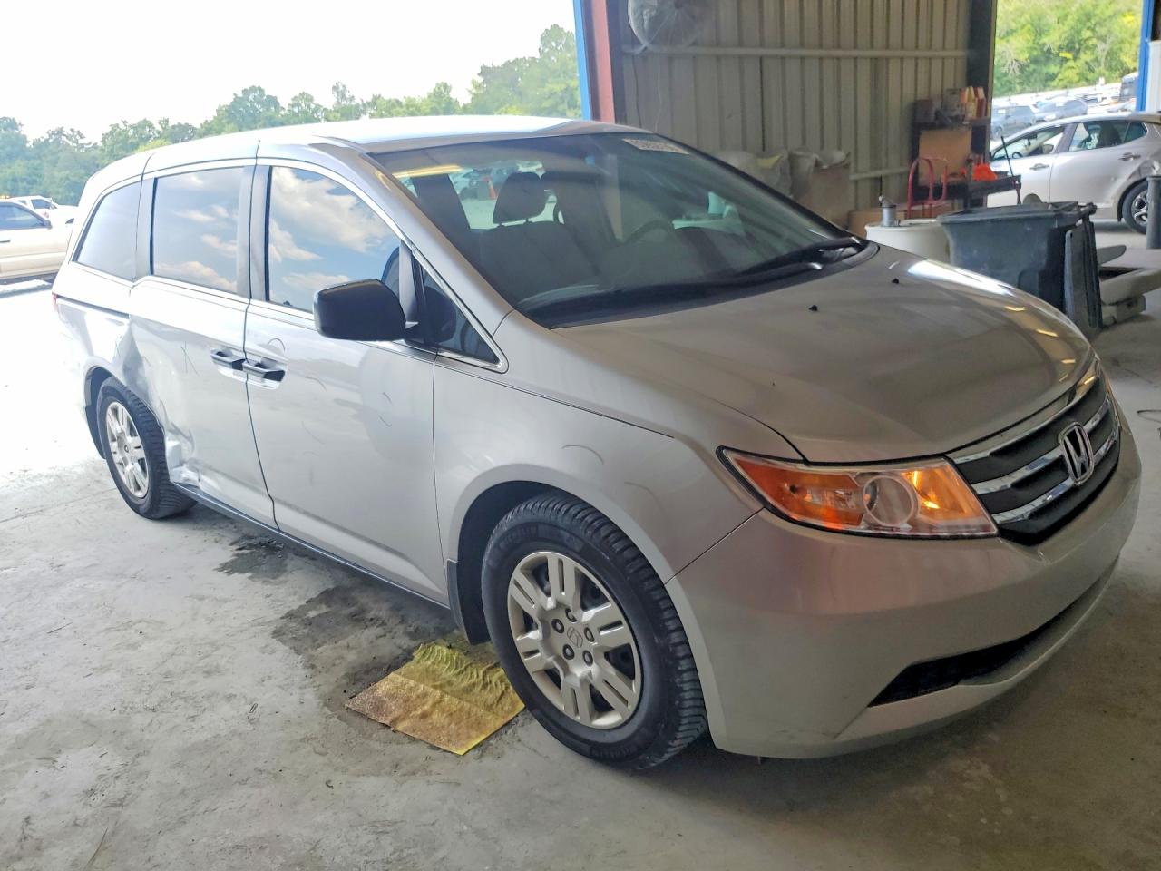 2013 Honda Odyssey Lx Серебряный vin: 5FNRL5H21DB039768