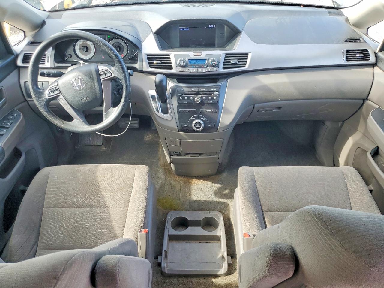 2013 Honda Odyssey Lx Silver vin: 5FNRL5H21DB066906