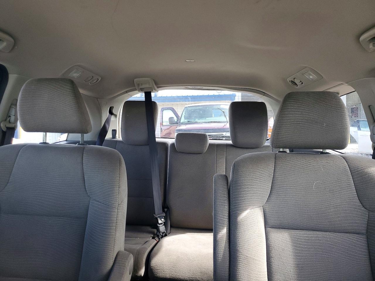 2013 Honda Odyssey Lx Silver vin: 5FNRL5H21DB066906
