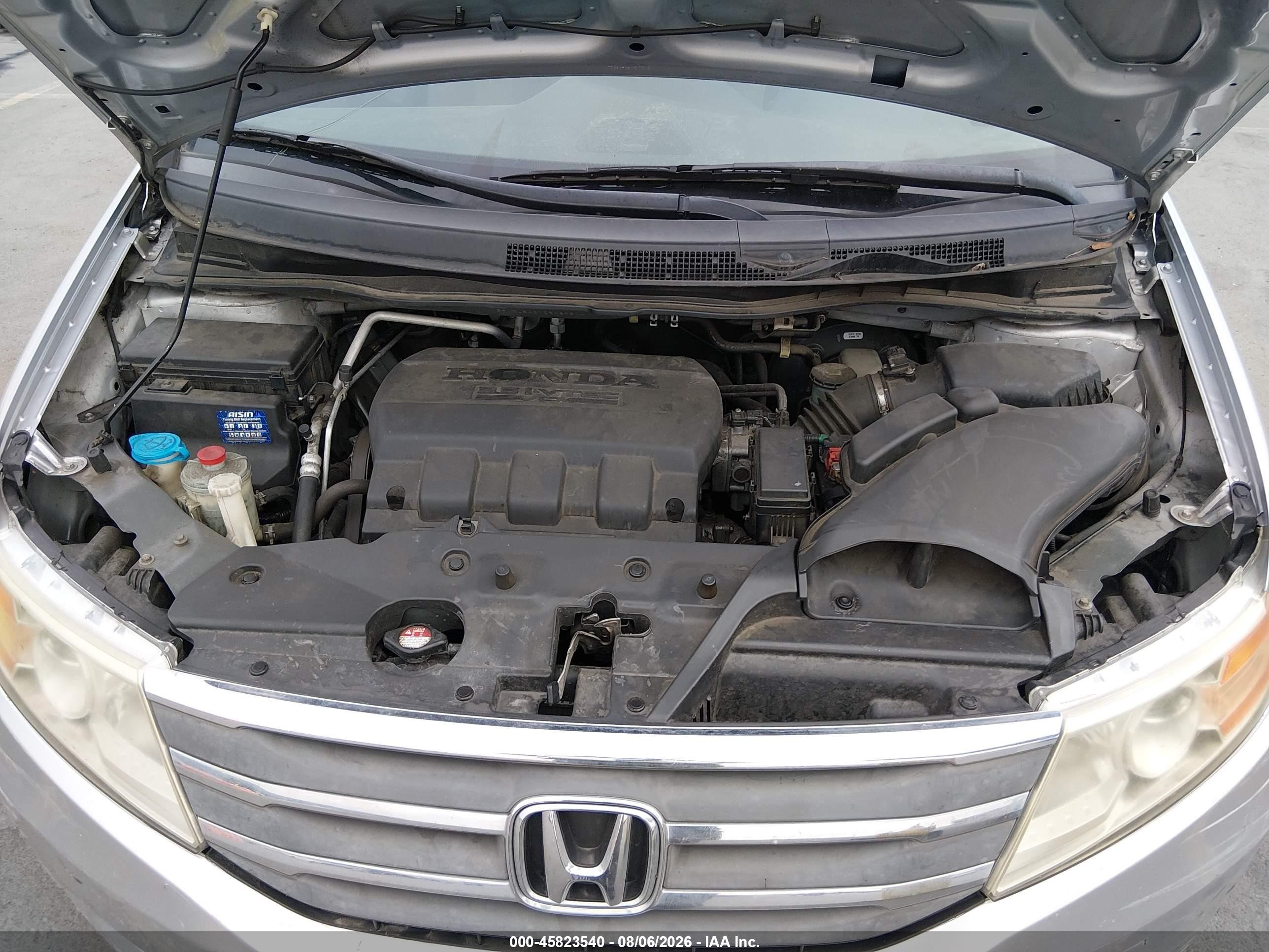 2013 Honda Odyssey Lx Серебряный vin: 5FNRL5H21DB089814