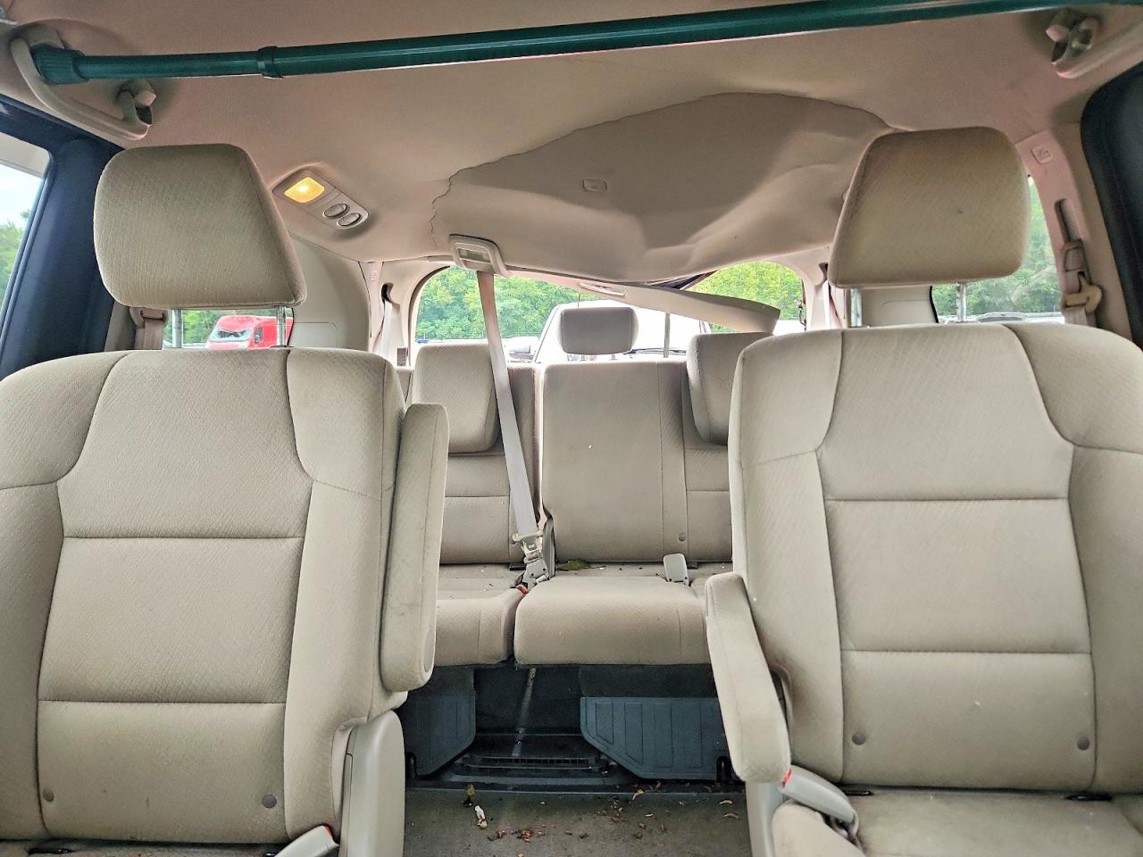 2014 Honda Odyssey Lx Burgundy vin: 5FNRL5H21EB008814