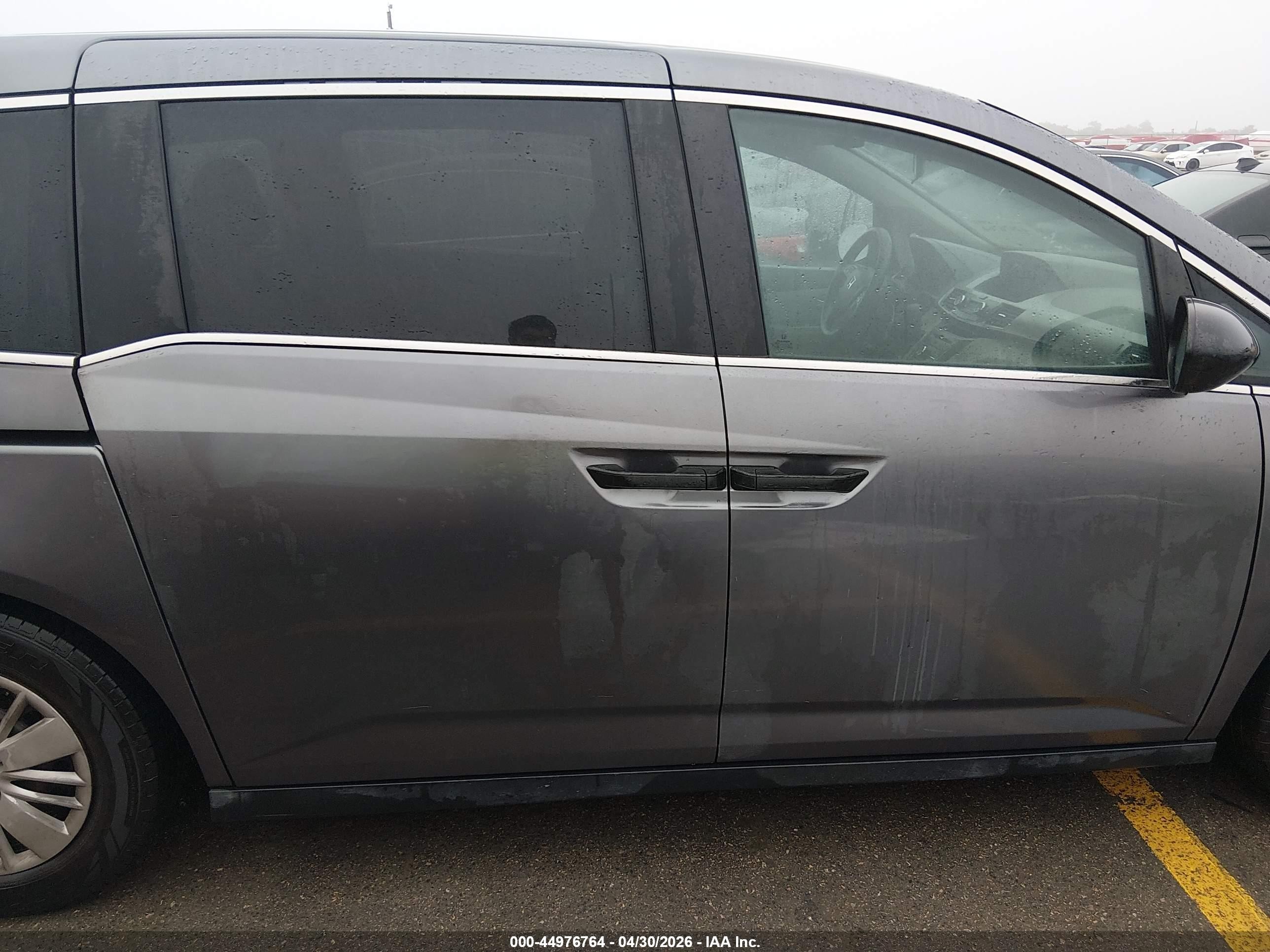 2014 Honda Odyssey Lx Gray vin: 5FNRL5H21EB011177