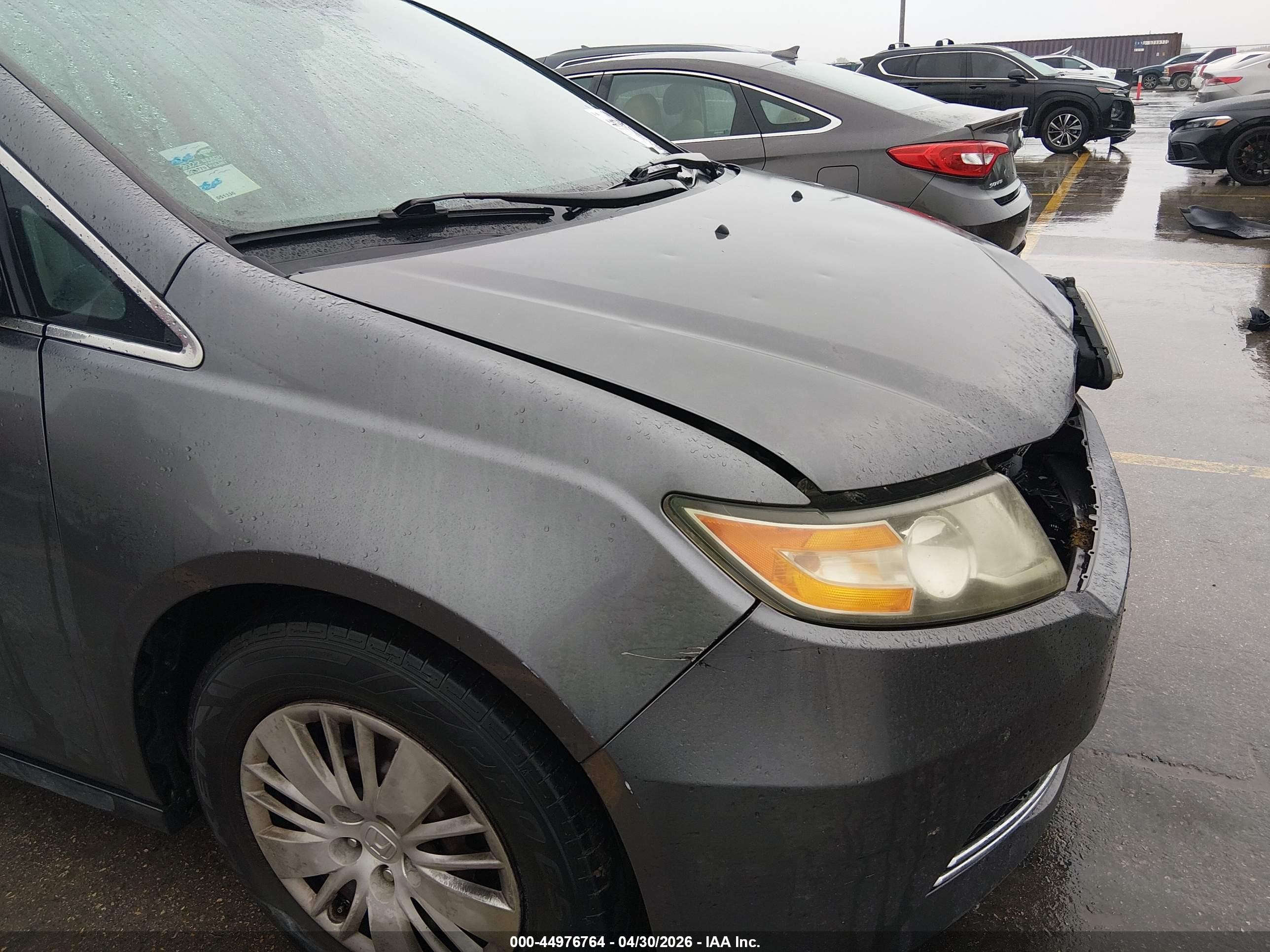 2014 Honda Odyssey Lx Gray vin: 5FNRL5H21EB011177