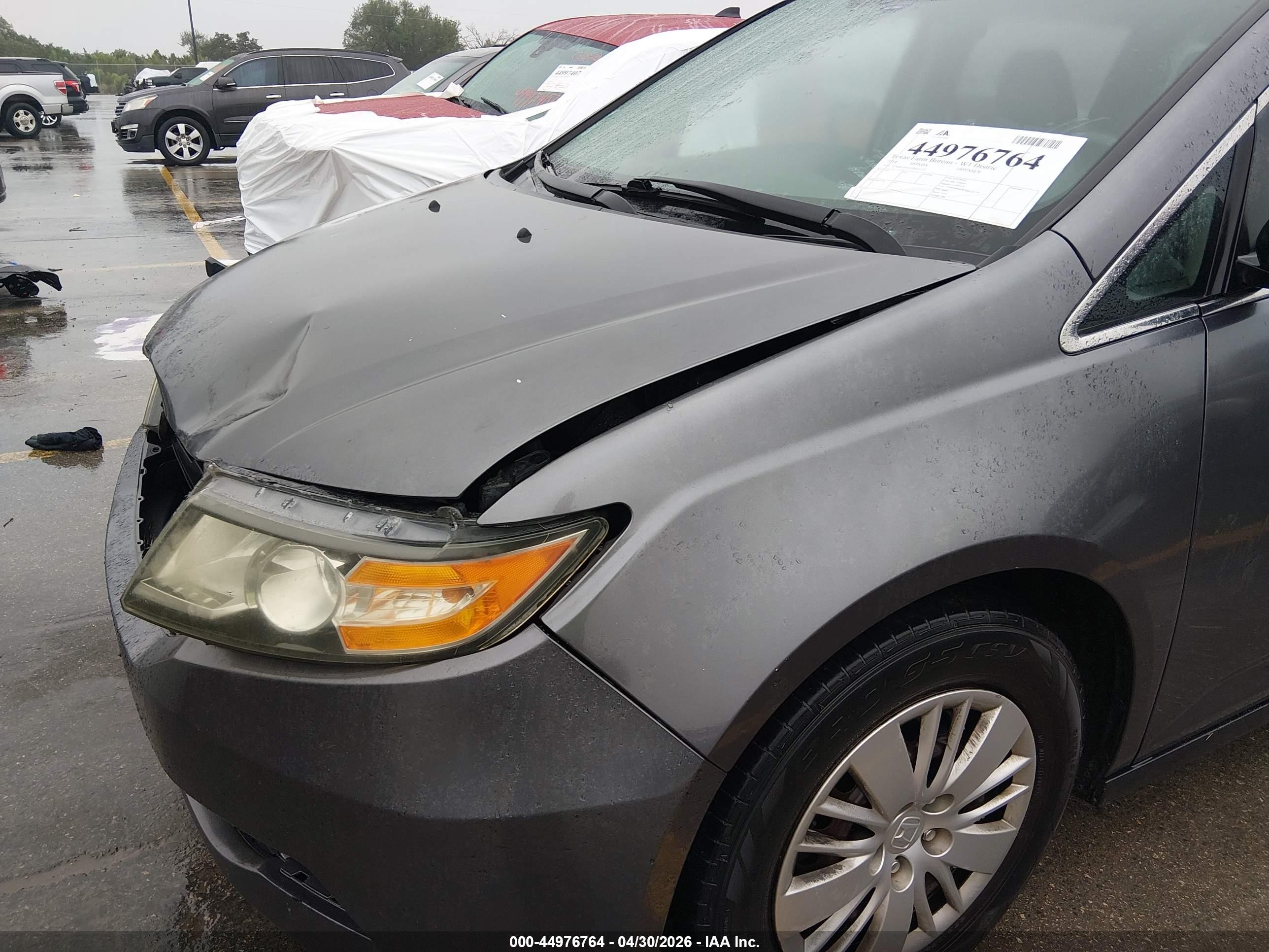 2014 Honda Odyssey Lx Gray vin: 5FNRL5H21EB011177