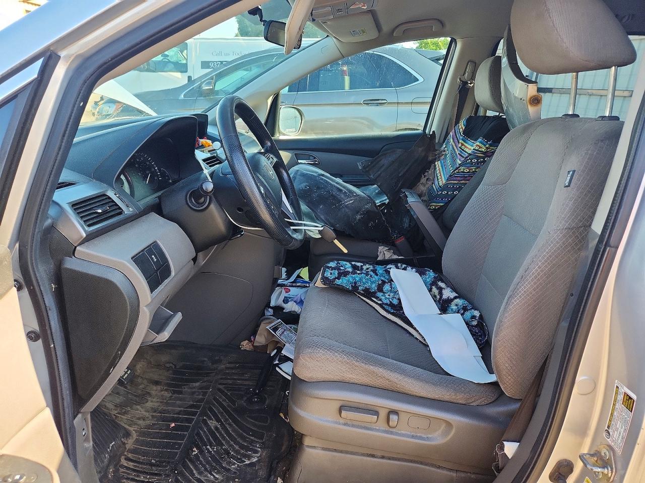 2014 Honda Odyssey Lx Silver vin: 5FNRL5H21EB035592