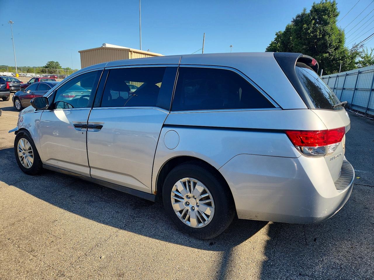 2014 Honda Odyssey Lx Silver vin: 5FNRL5H21EB035592