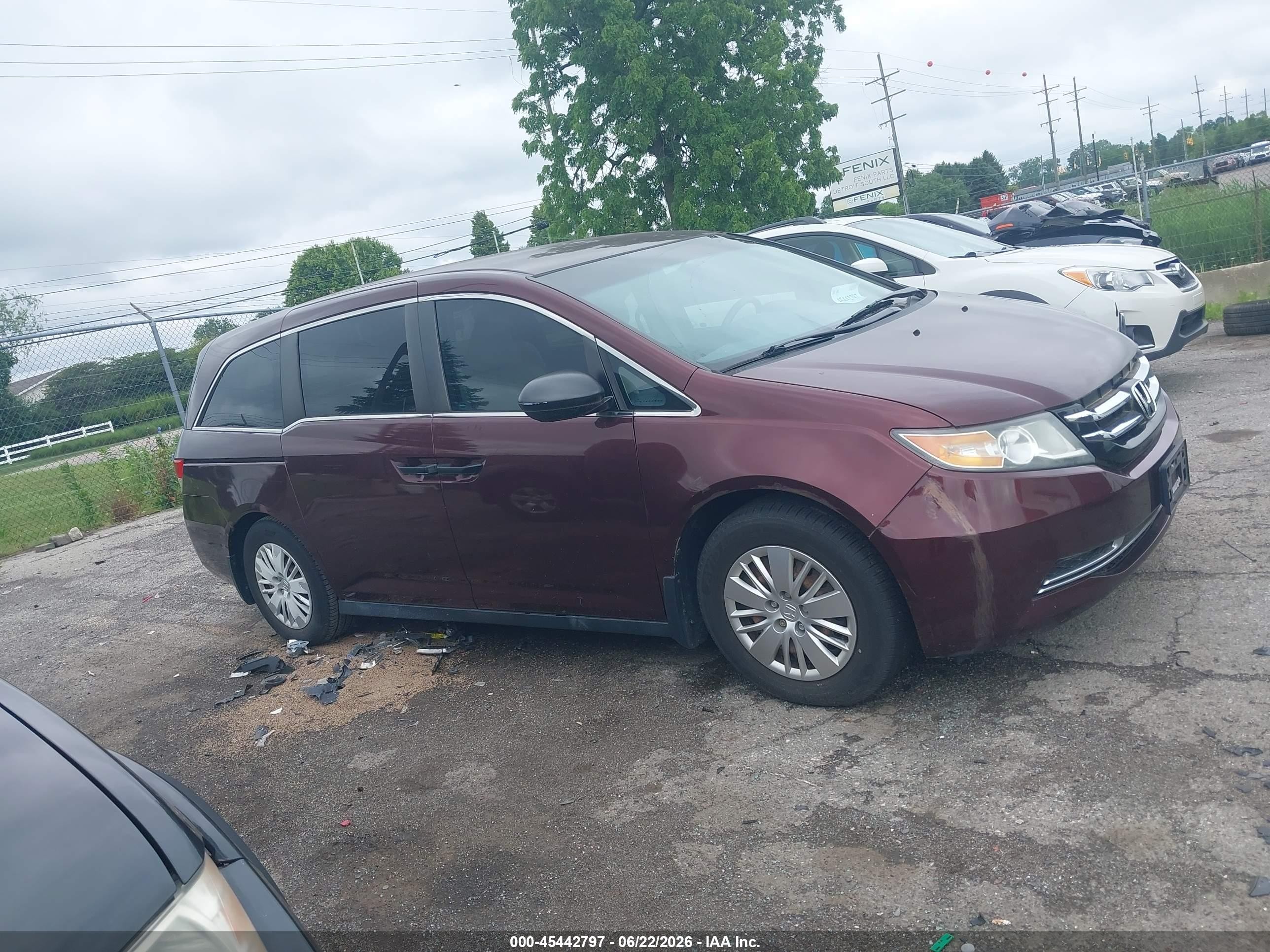 2014 Honda Odyssey Lx Burgundy vin: 5FNRL5H21EB059214