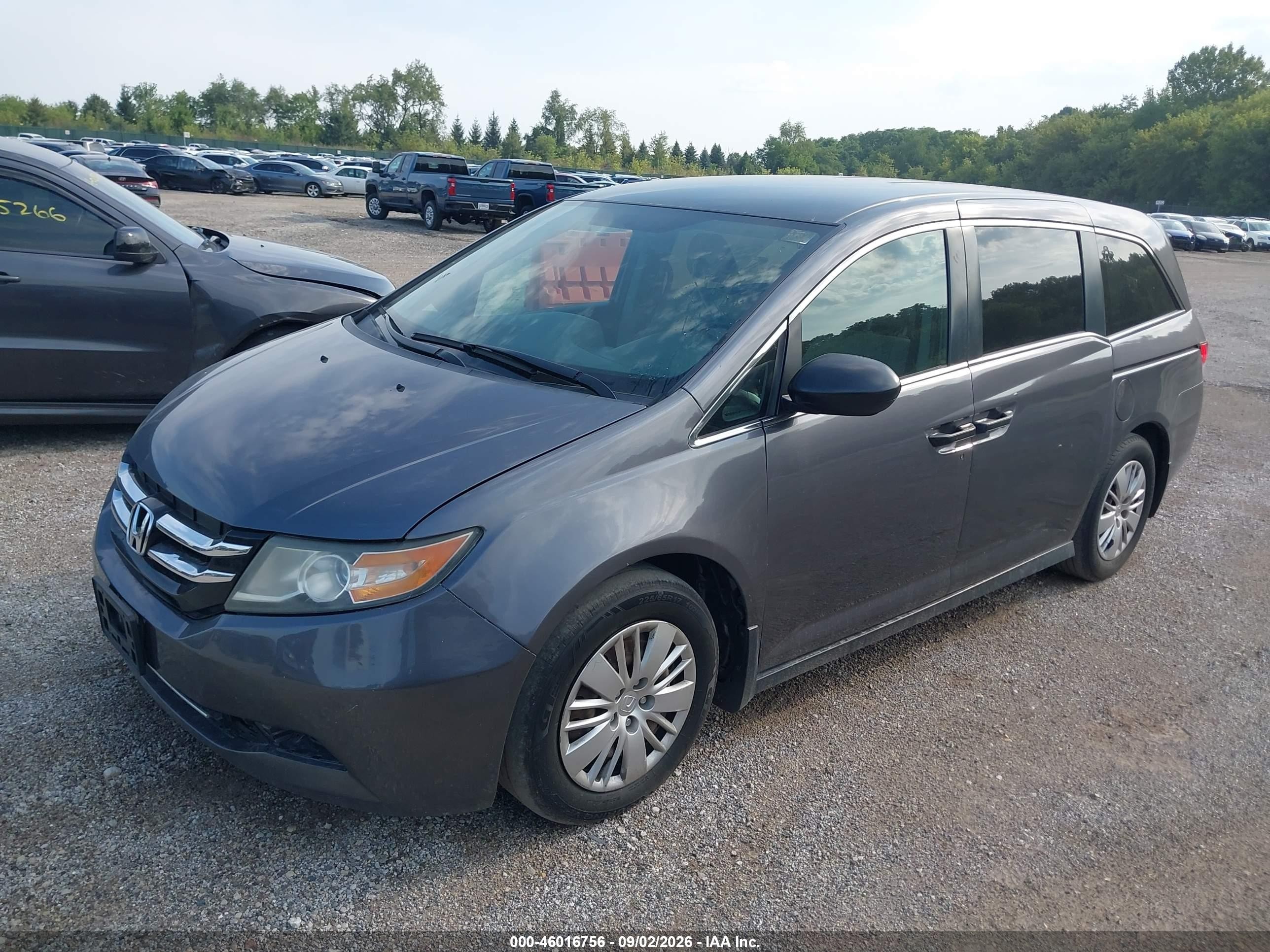 2015 Honda Odyssey Lx Gray vin: 5FNRL5H21FB127321
