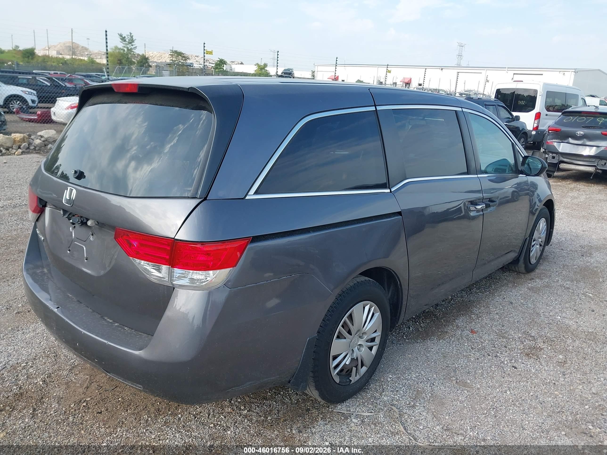 2015 Honda Odyssey Lx Gray vin: 5FNRL5H21FB127321