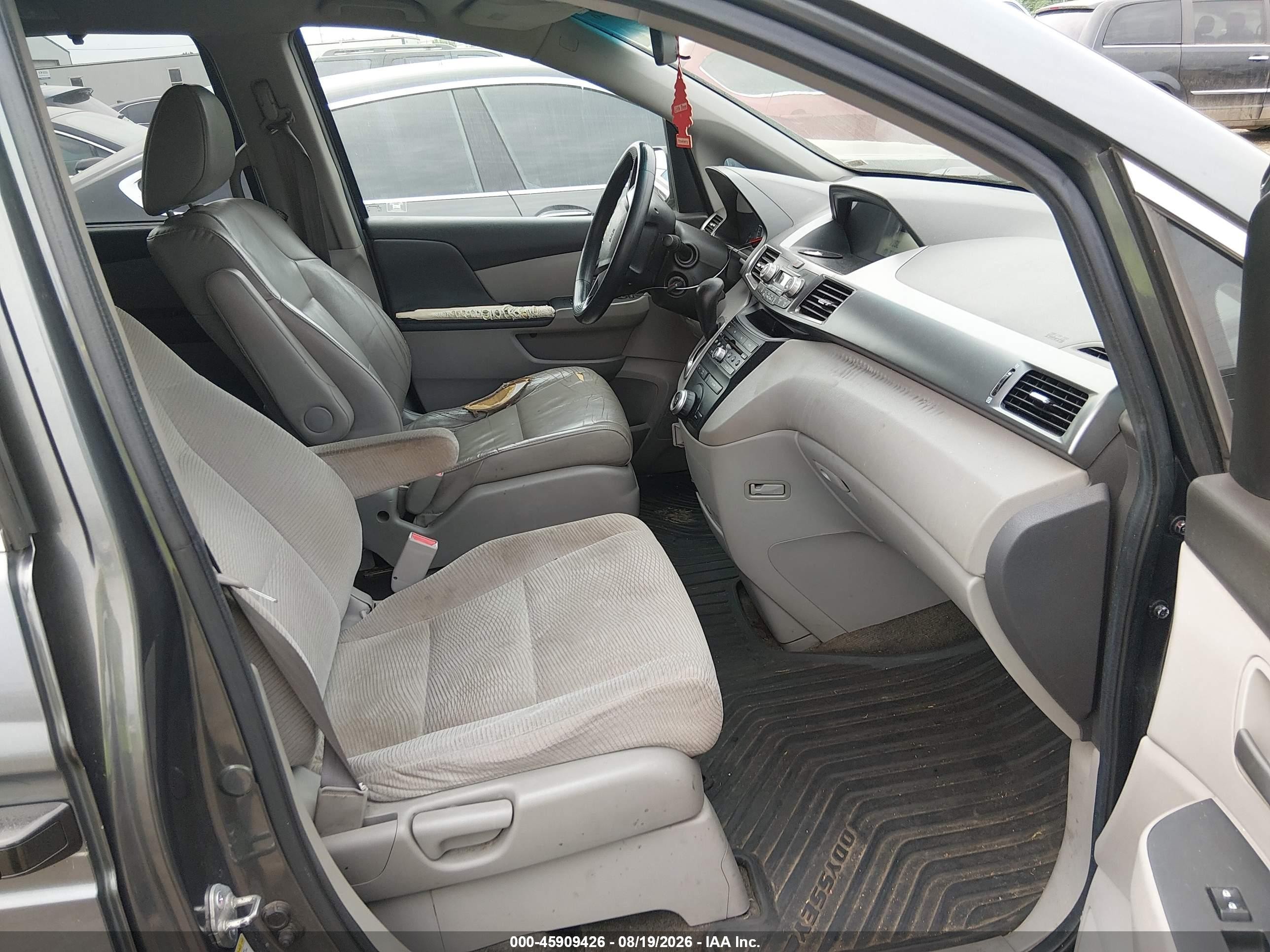 2011 Honda Odyssey Lx Gray vin: 5FNRL5H22BB024838