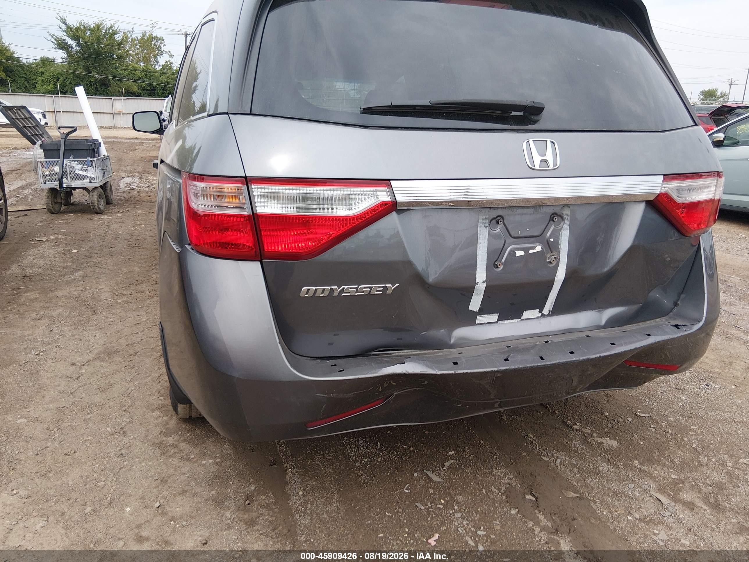 2011 Honda Odyssey Lx Gray vin: 5FNRL5H22BB024838