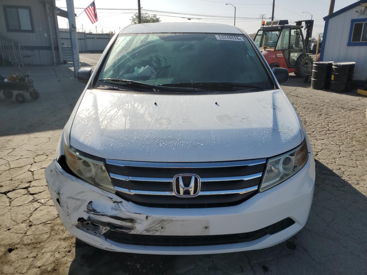 2011 Honda Odyssey Lx White vin: 5FNRL5H22BB040716