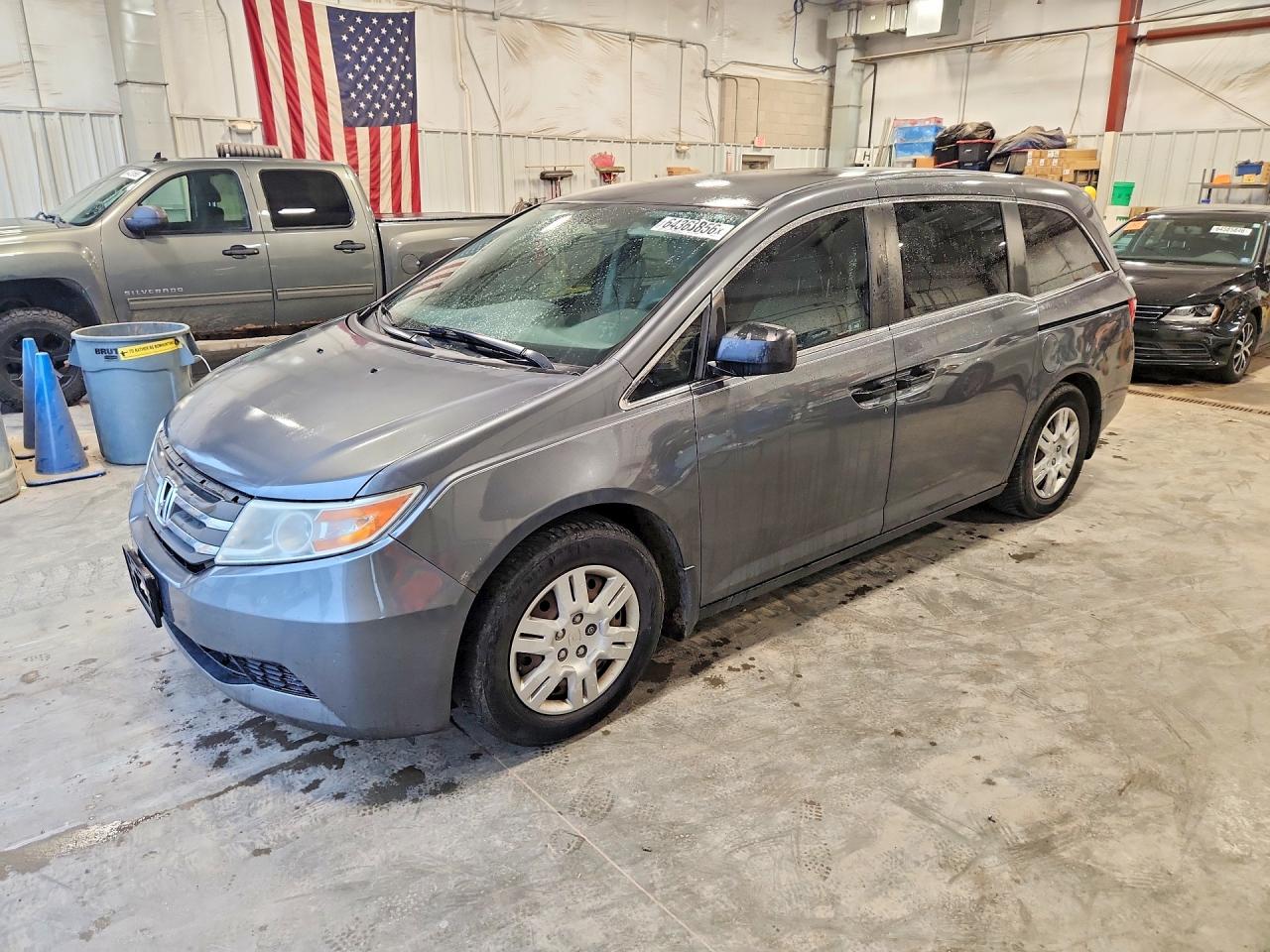 2012 Honda Odyssey Lx Gray vin: 5FNRL5H22CB019821
