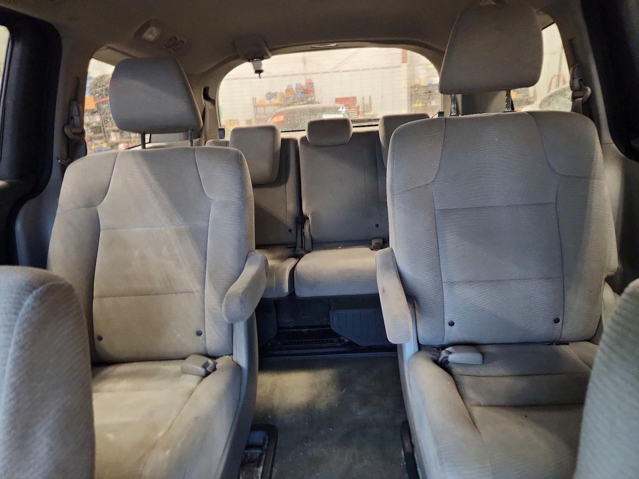2012 Honda Odyssey Lx Gray vin: 5FNRL5H22CB019821