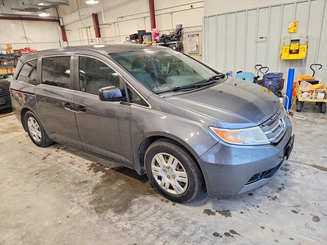 2012 Honda Odyssey Lx Gray vin: 5FNRL5H22CB019821