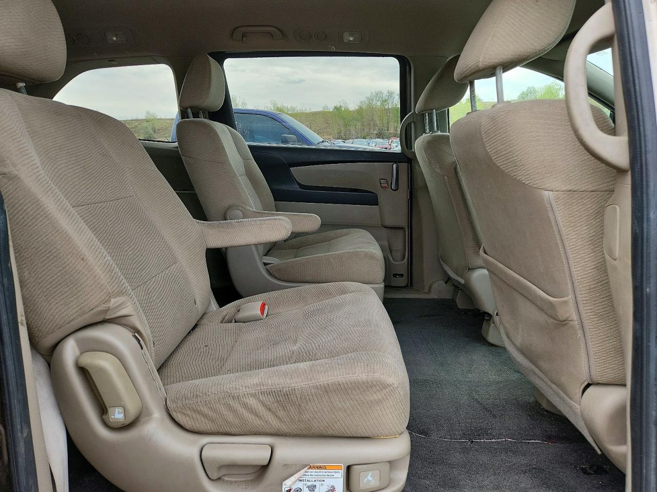 2012 Honda Odyssey Lx Tan vin: 5FNRL5H22CB091862