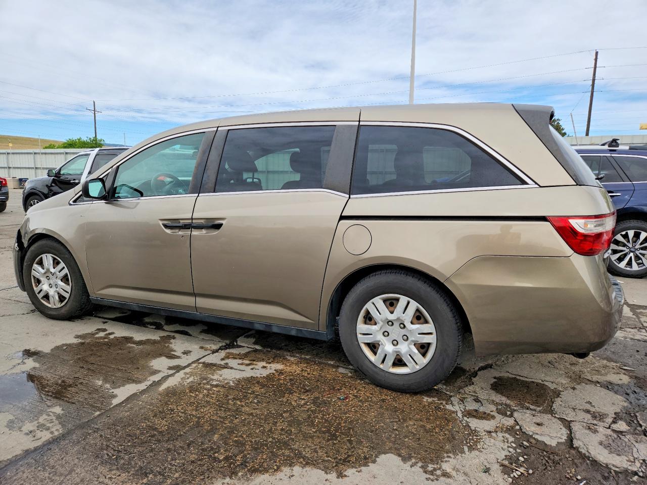 2012 Honda Odyssey Lx Tan vin: 5FNRL5H22CB091862