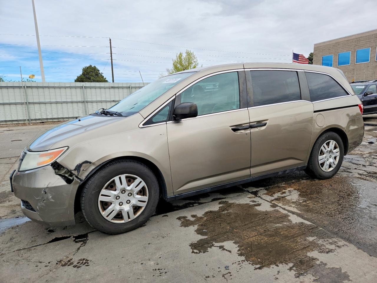 2012 Honda Odyssey Lx Tan vin: 5FNRL5H22CB091862