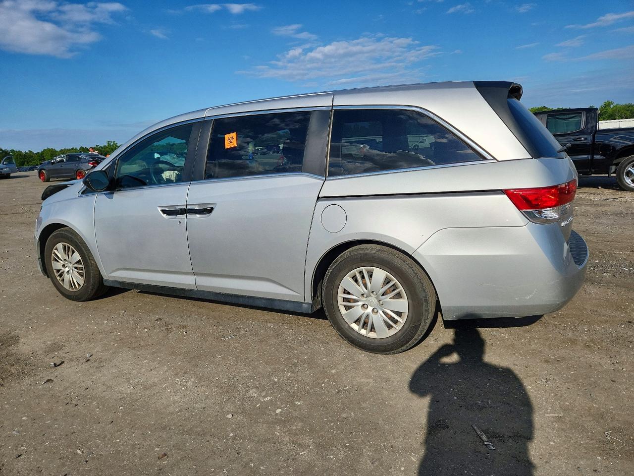 2014 Honda Odyssey Lx Silver vin: 5FNRL5H22EB005873