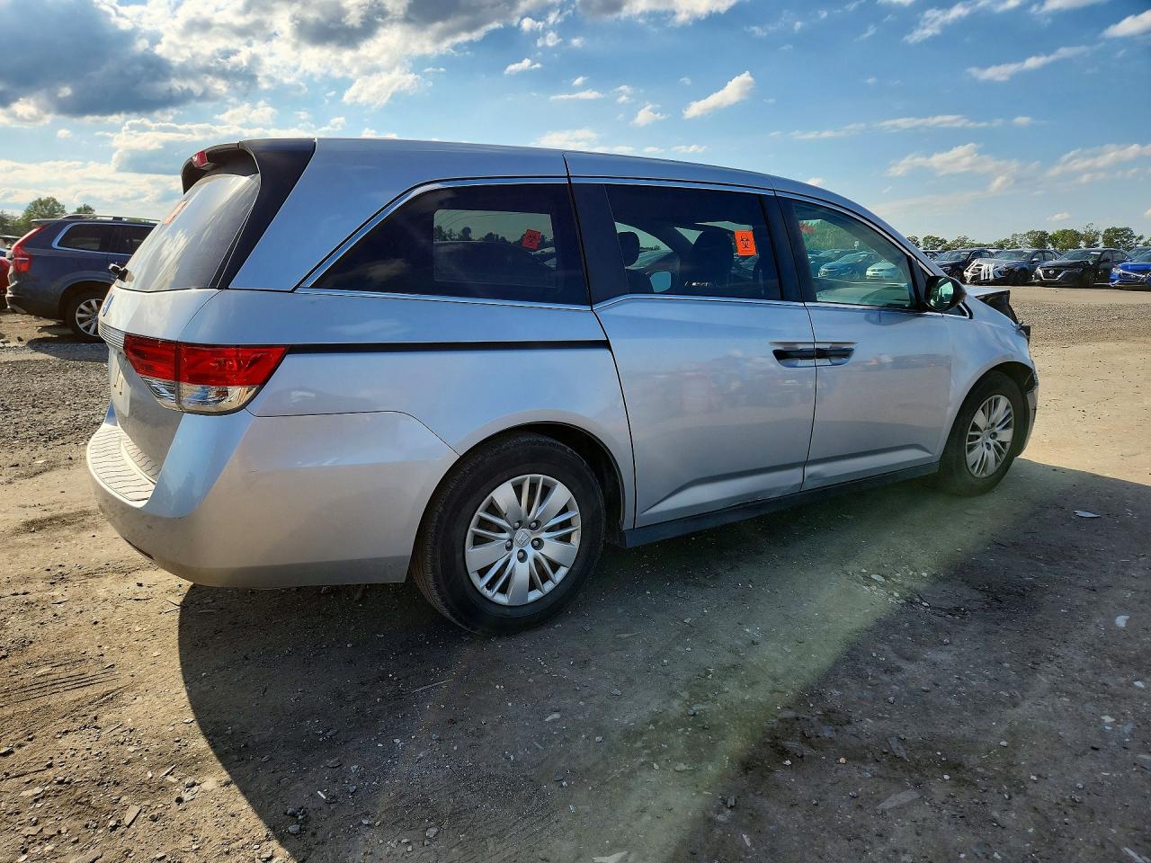 2014 Honda Odyssey Lx Silver vin: 5FNRL5H22EB005873