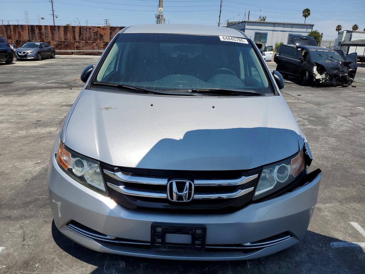 2015 Honda Odyssey Lx Серебряный vin: 5FNRL5H22FB023646