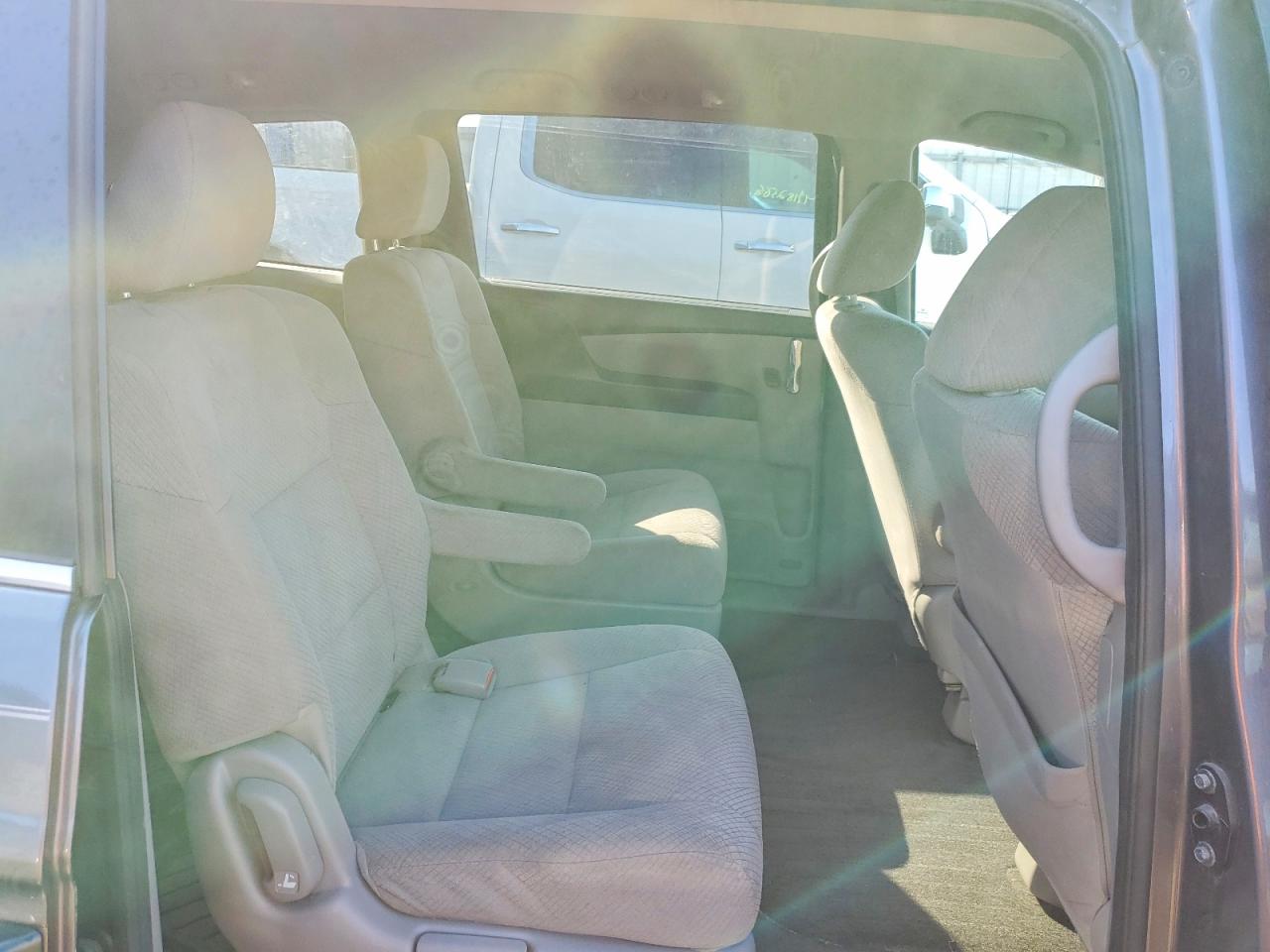 2015 Honda Odyssey Lx Gray vin: 5FNRL5H22FB095494