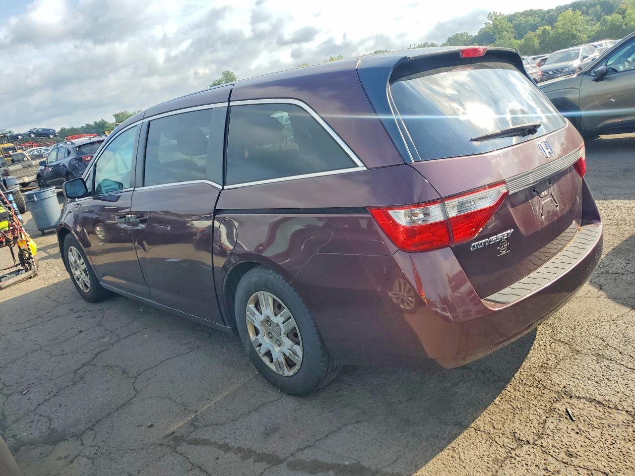 2011 Honda Odyssey Lx Бордовый vin: 5FNRL5H23BB021334