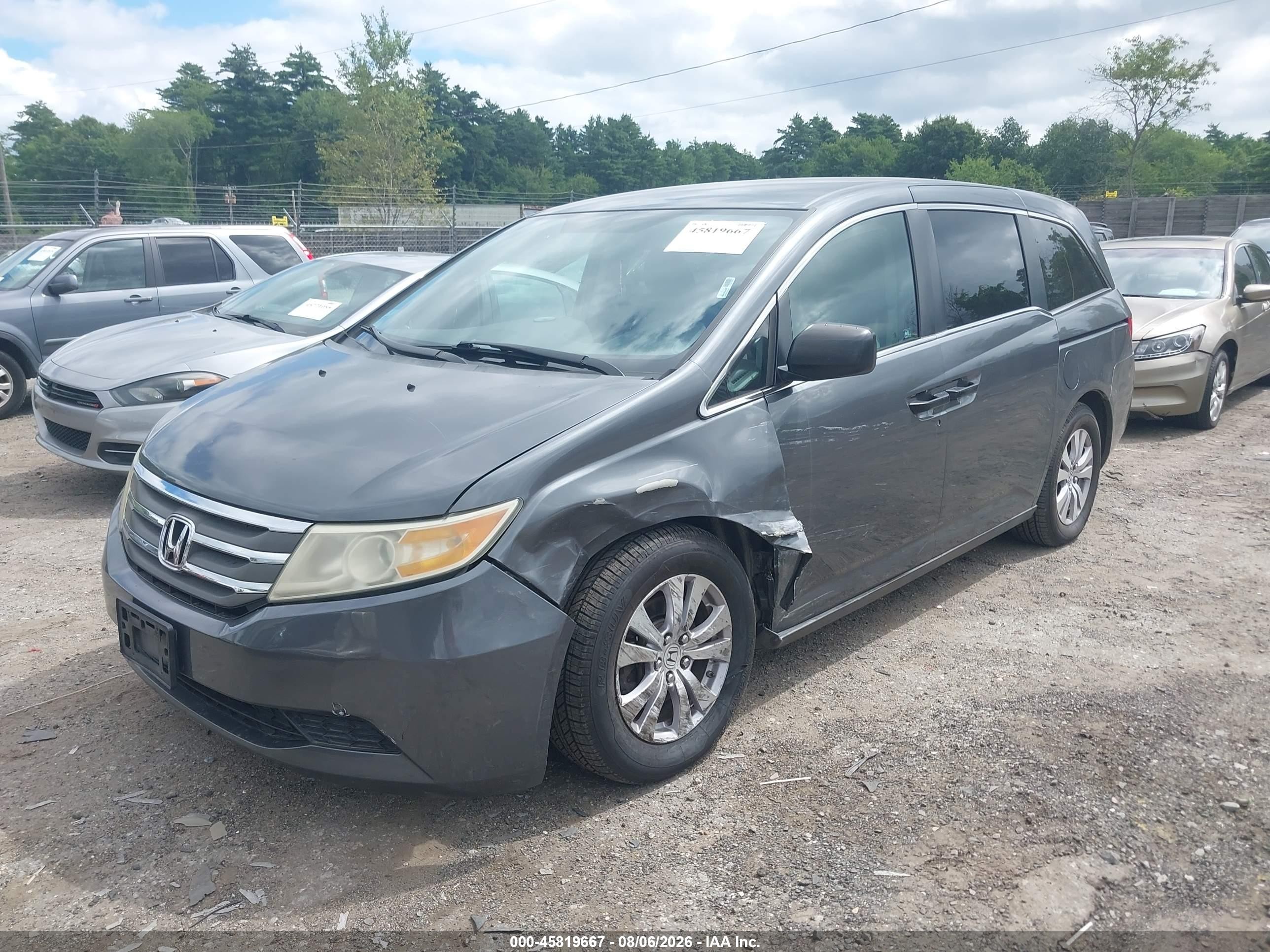 2011 Honda Odyssey Lx Gray vin: 5FNRL5H23BB075636