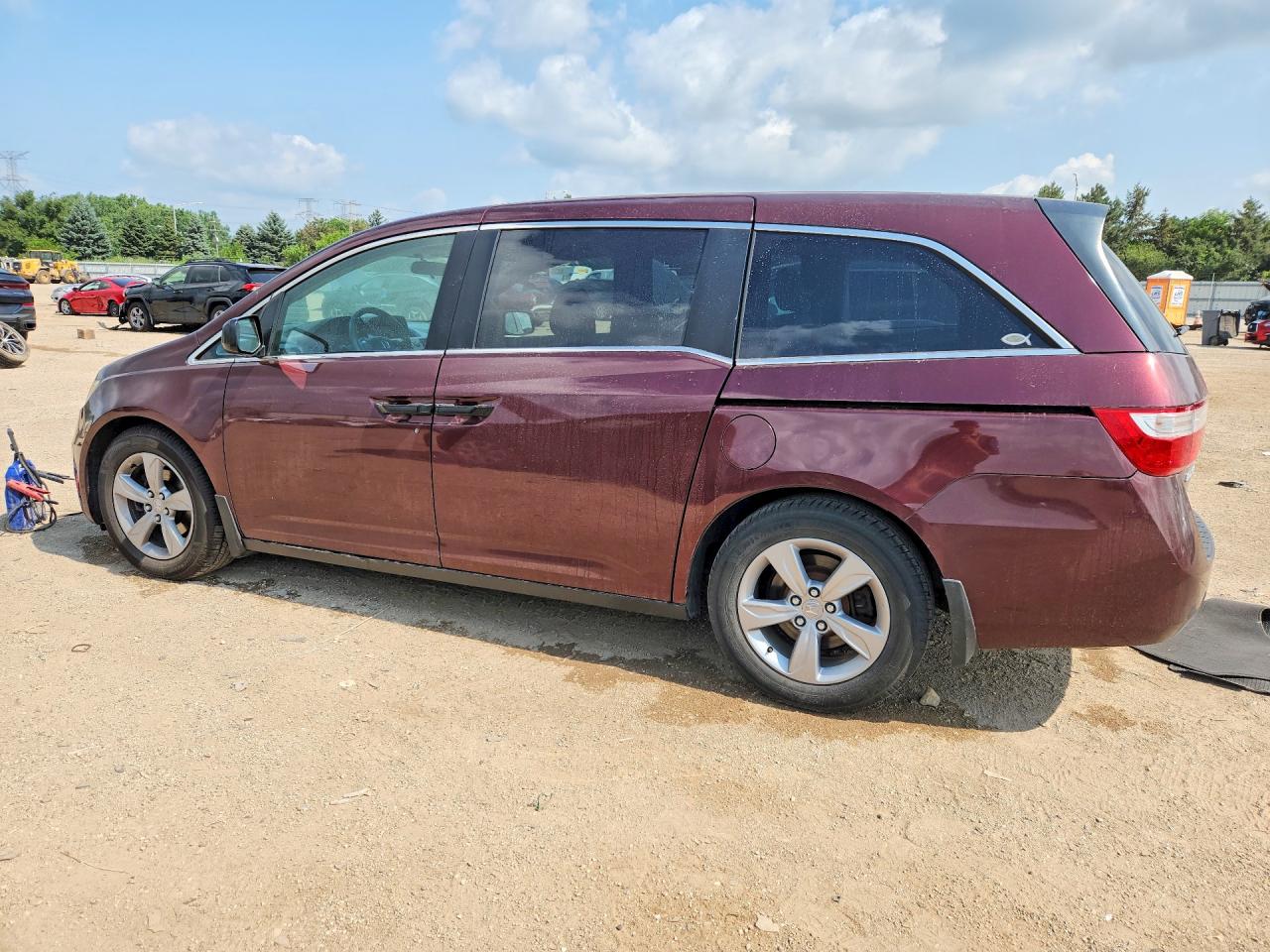 2013 Honda Odyssey Lx Maroon vin: 5FNRL5H23DB005587