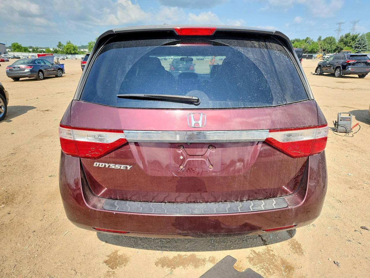 2013 Honda Odyssey Lx Maroon vin: 5FNRL5H23DB005587
