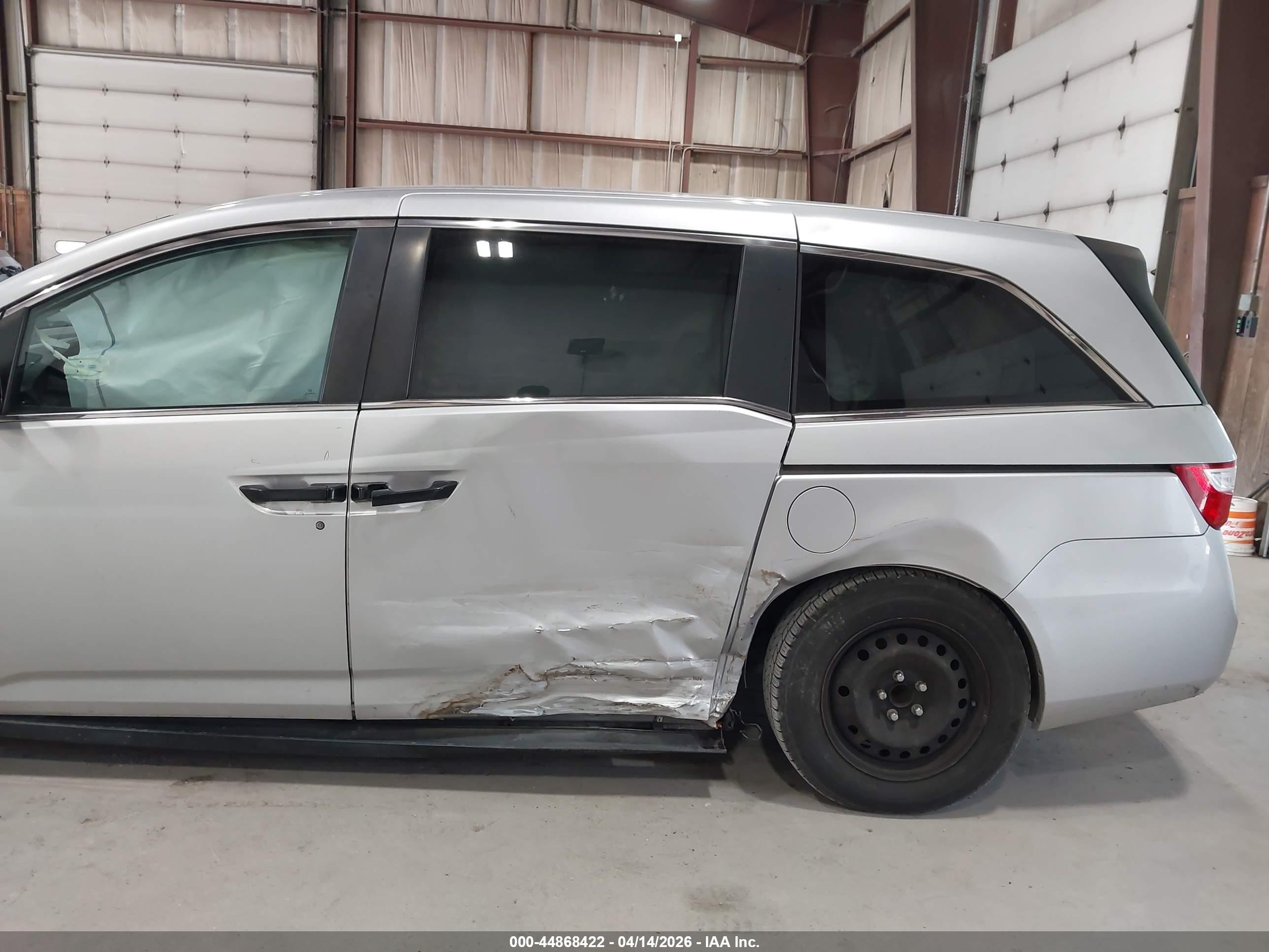 2013 Honda Odyssey Lx Gray vin: 5FNRL5H23DB074960