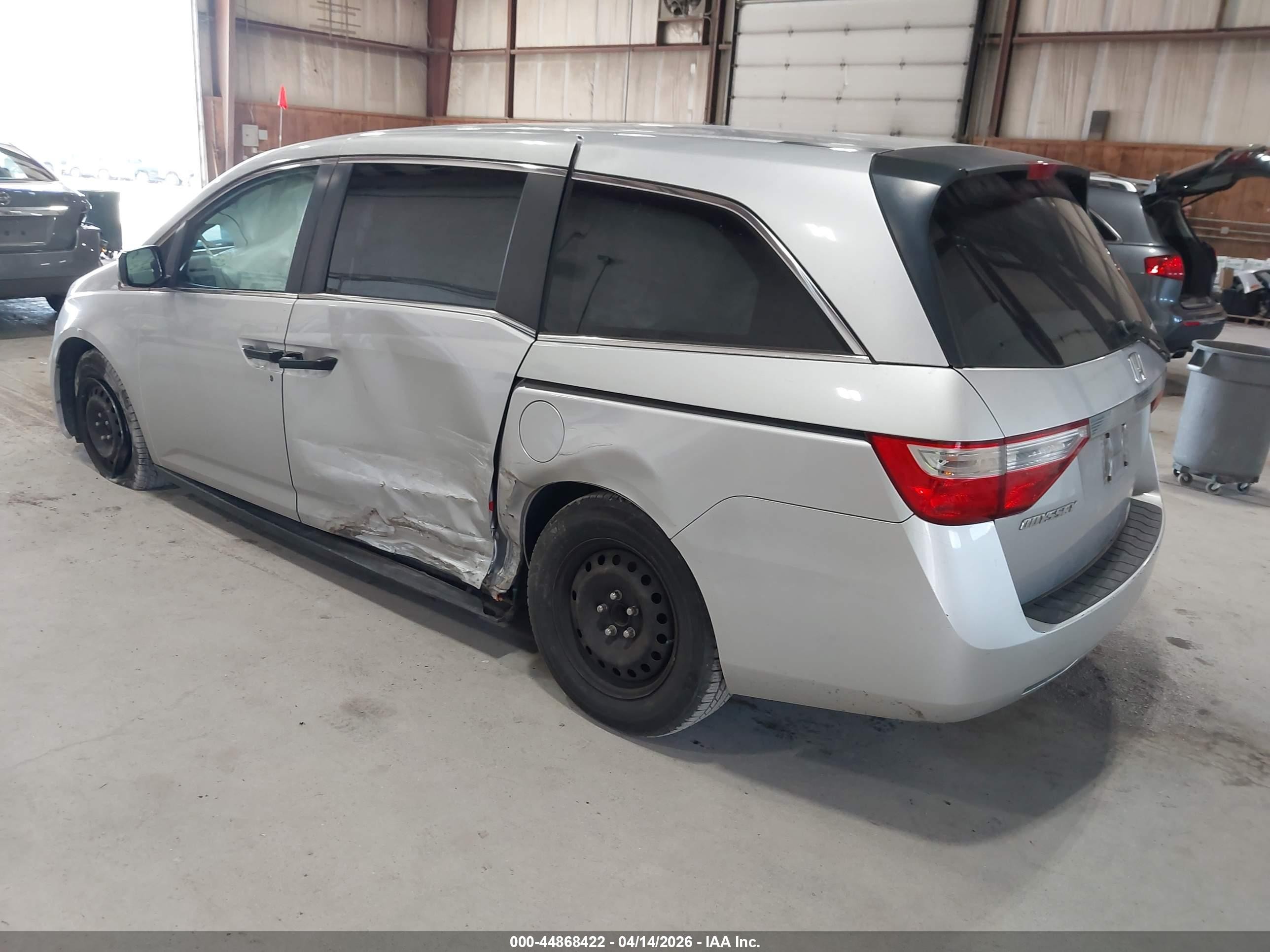 2013 Honda Odyssey Lx Gray vin: 5FNRL5H23DB074960