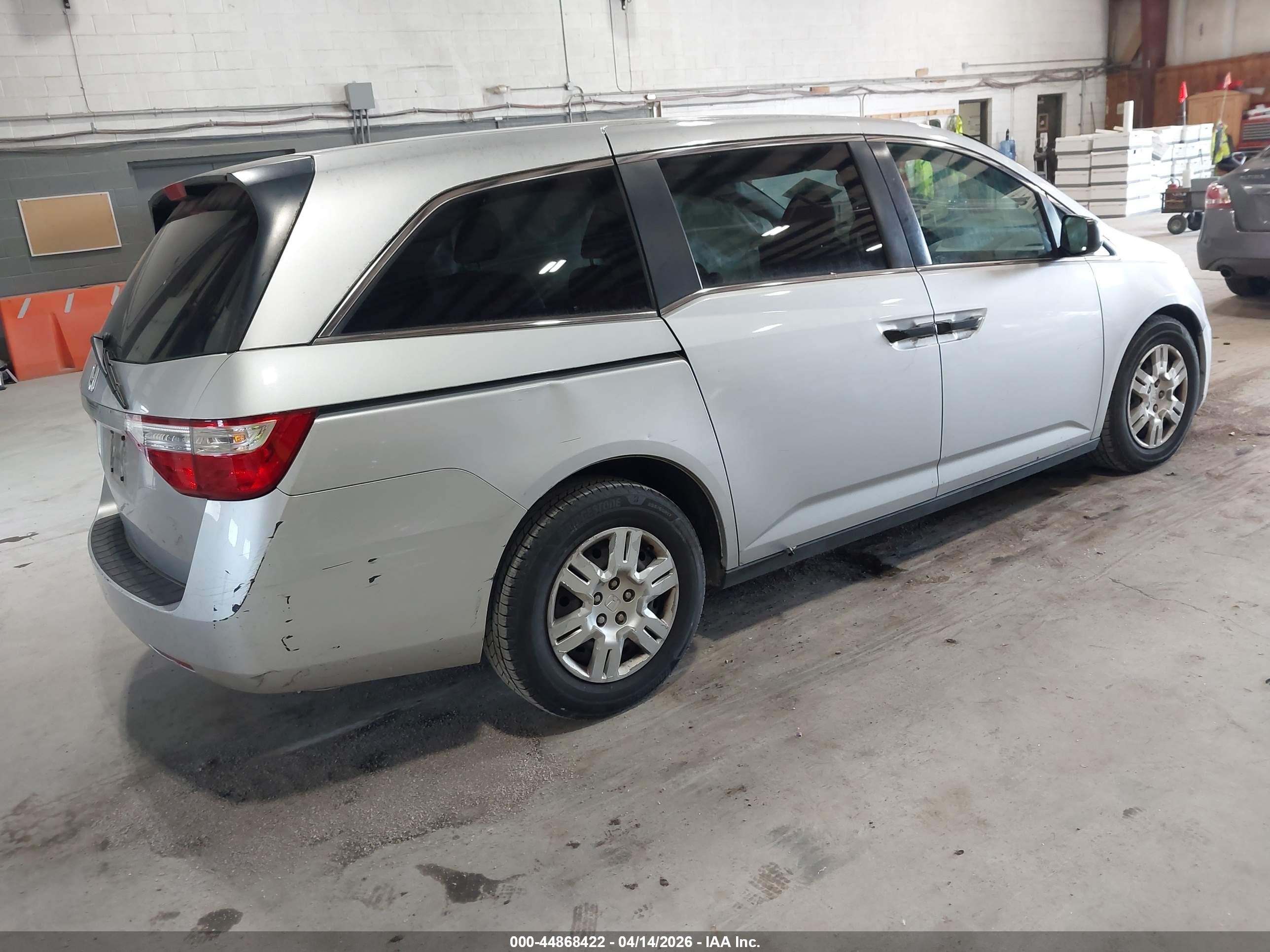 2013 Honda Odyssey Lx Gray vin: 5FNRL5H23DB074960