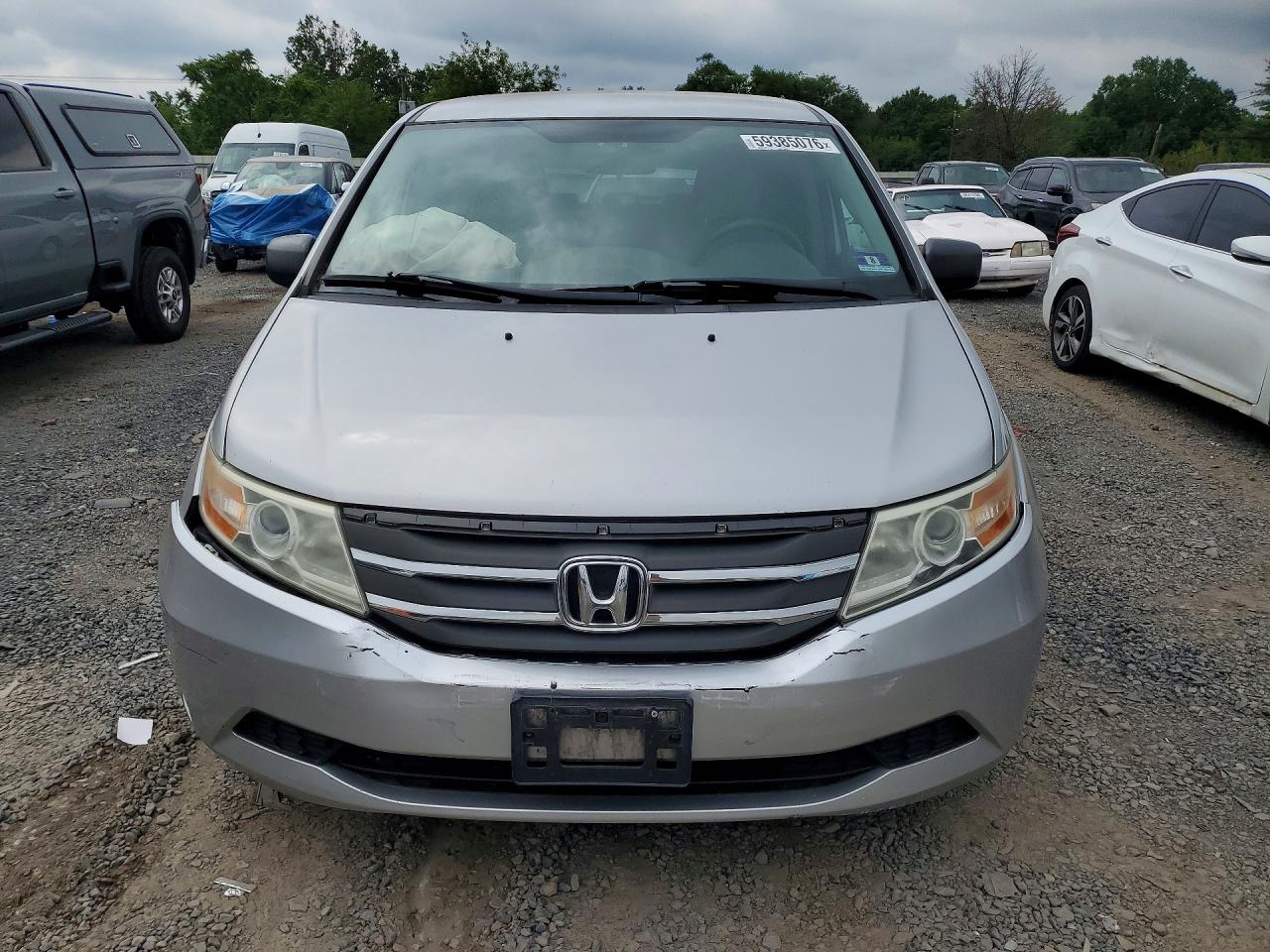 2013 Honda Odyssey Lx Silver vin: 5FNRL5H23DB086509