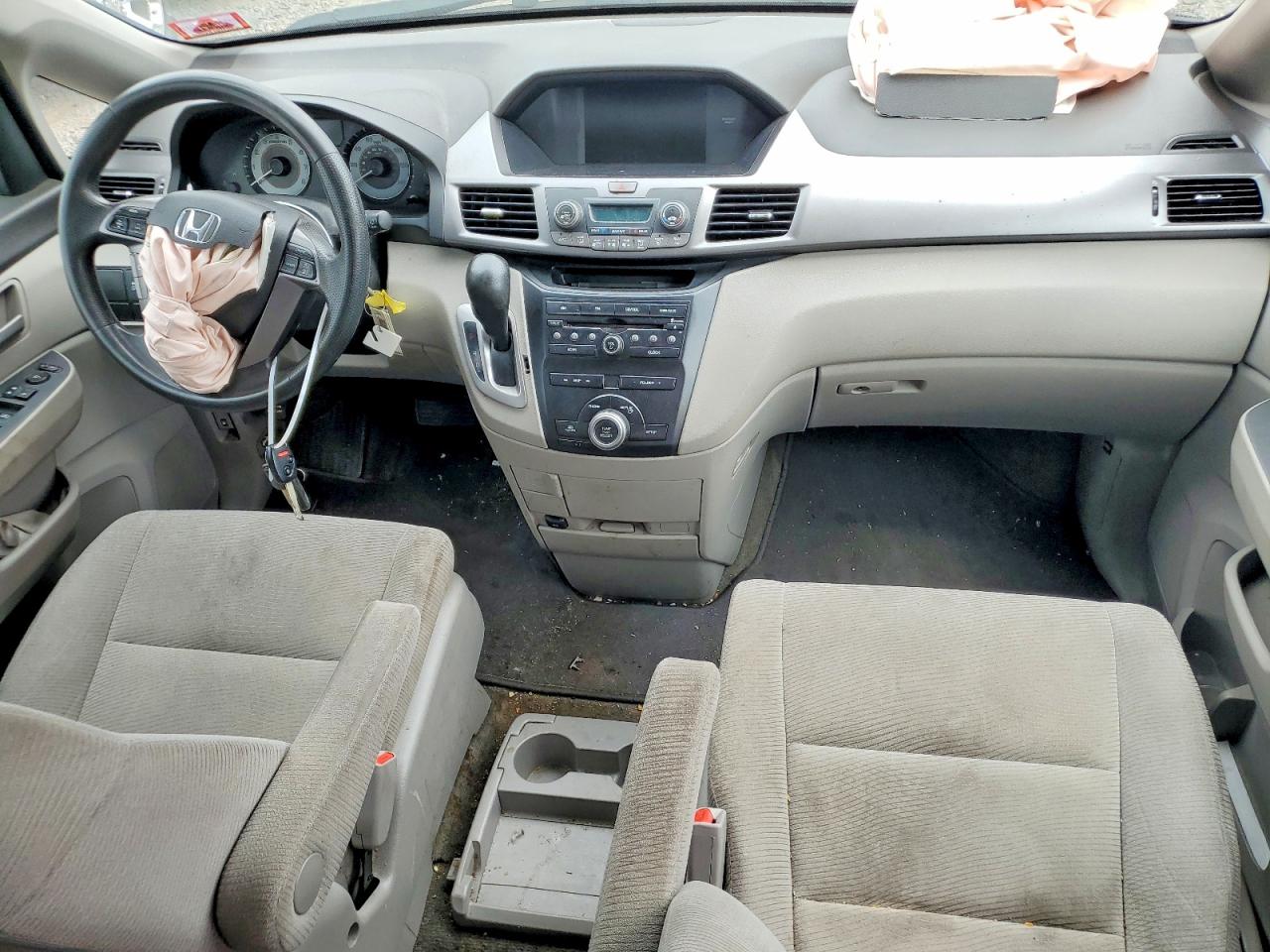 2013 Honda Odyssey Lx Silver vin: 5FNRL5H23DB086509